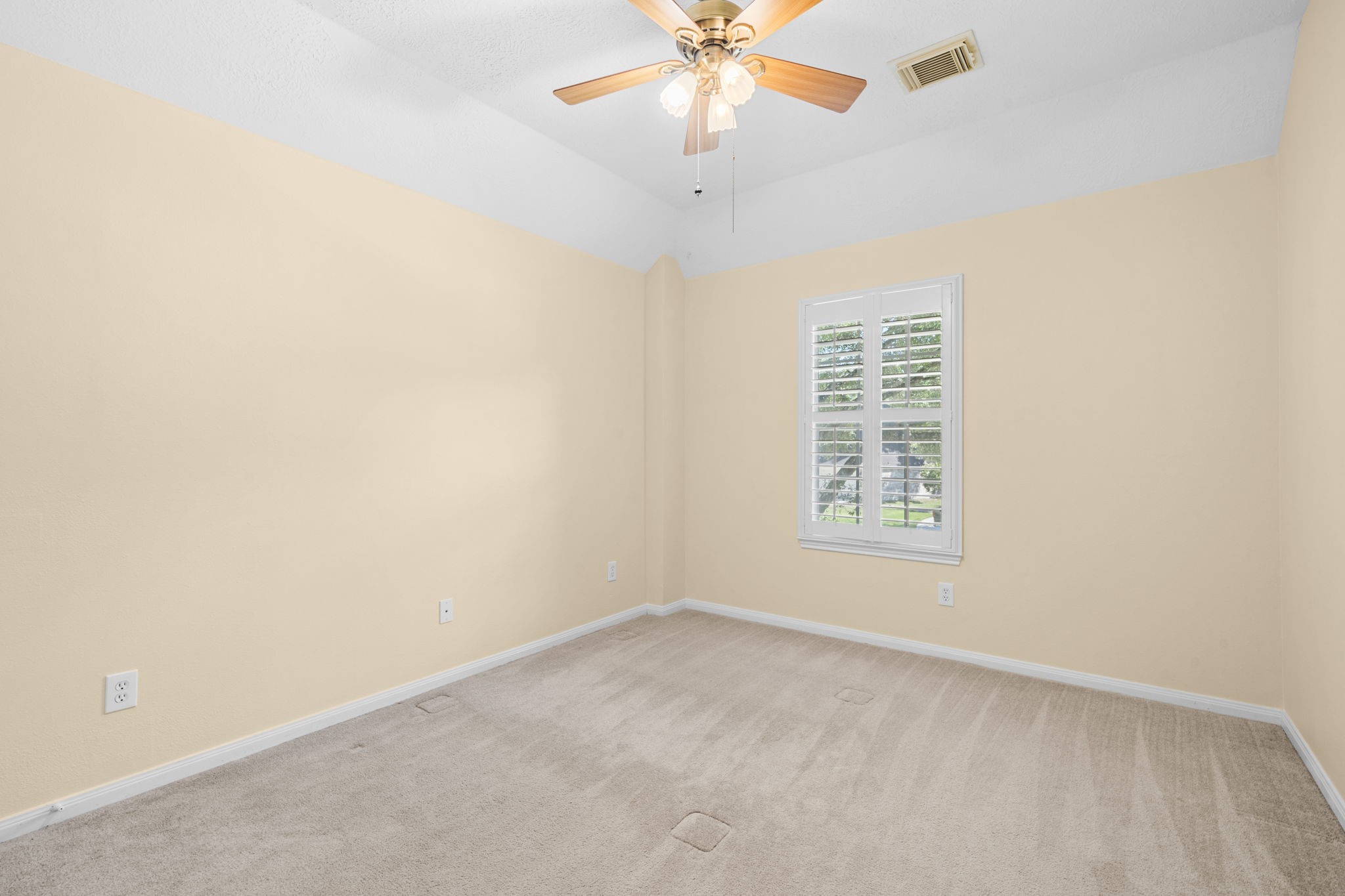 Bedroom - Located on the 2nd floor