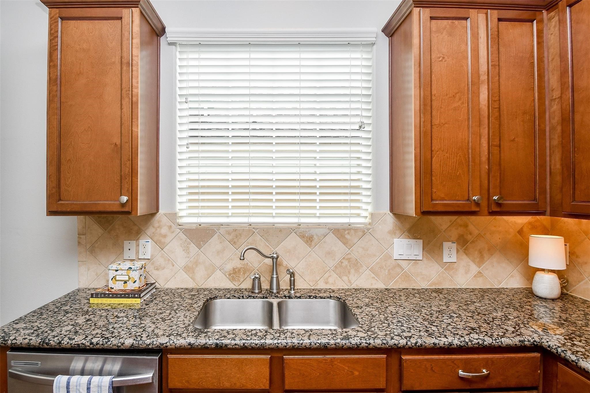 2614 Maxroy Street, Houston, TX 77007