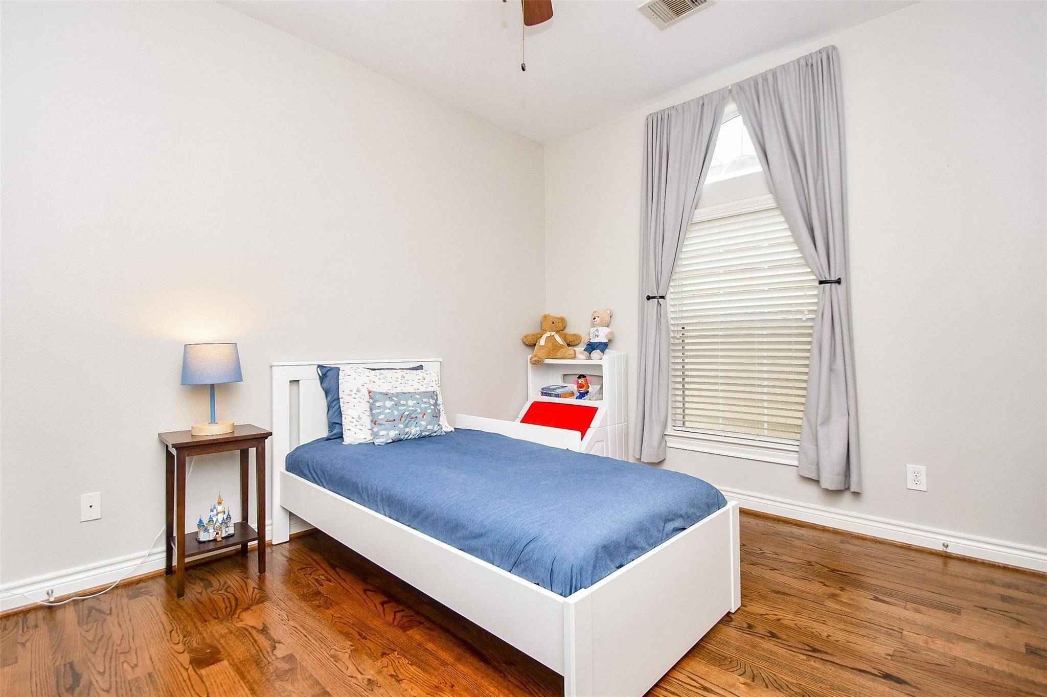 2614 Maxroy Street, Houston, TX 77007