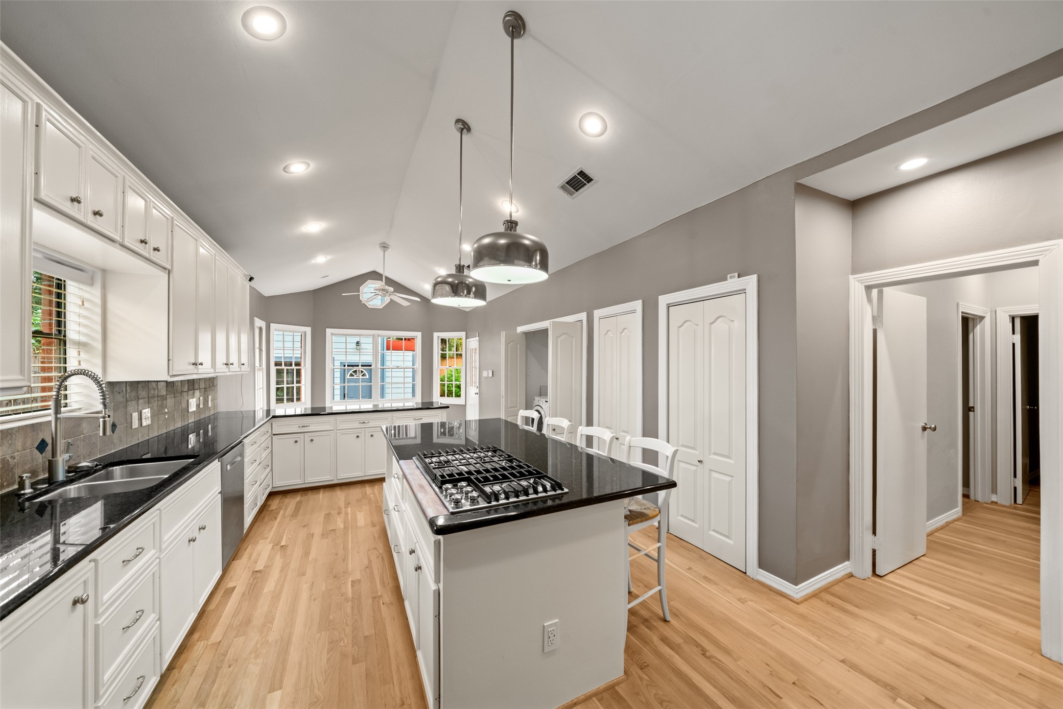 1851 Kipling Street, Houston, TX 77098