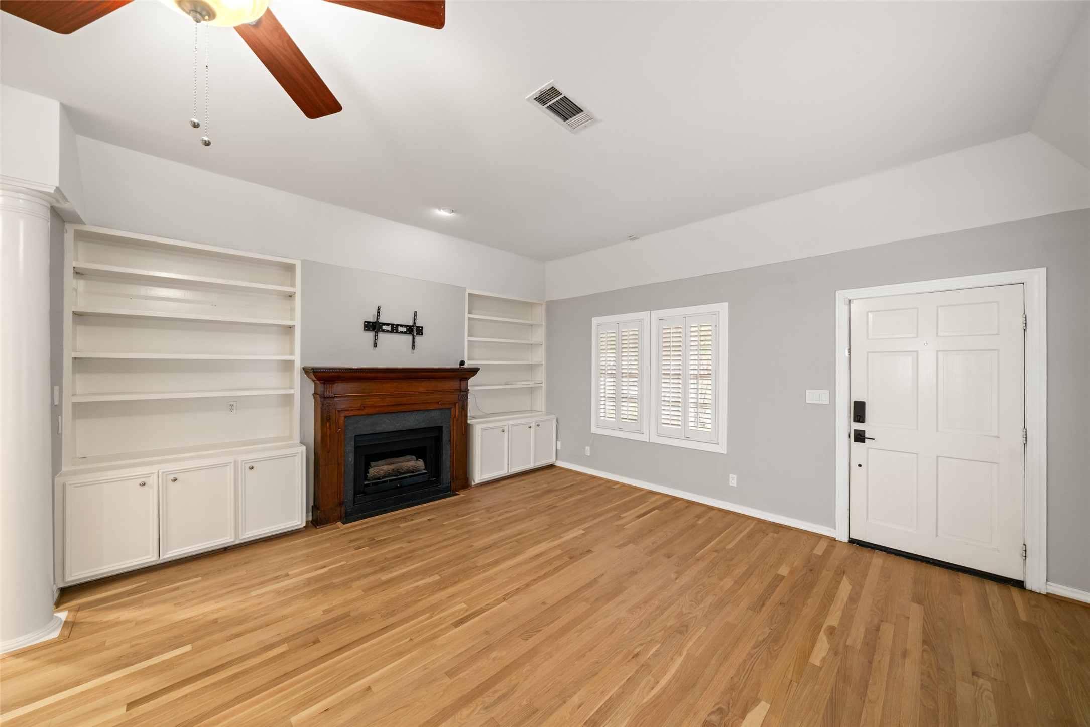 1851 Kipling Street, Houston, TX 77098 1851 Kipling Street, Houston, TX 77098