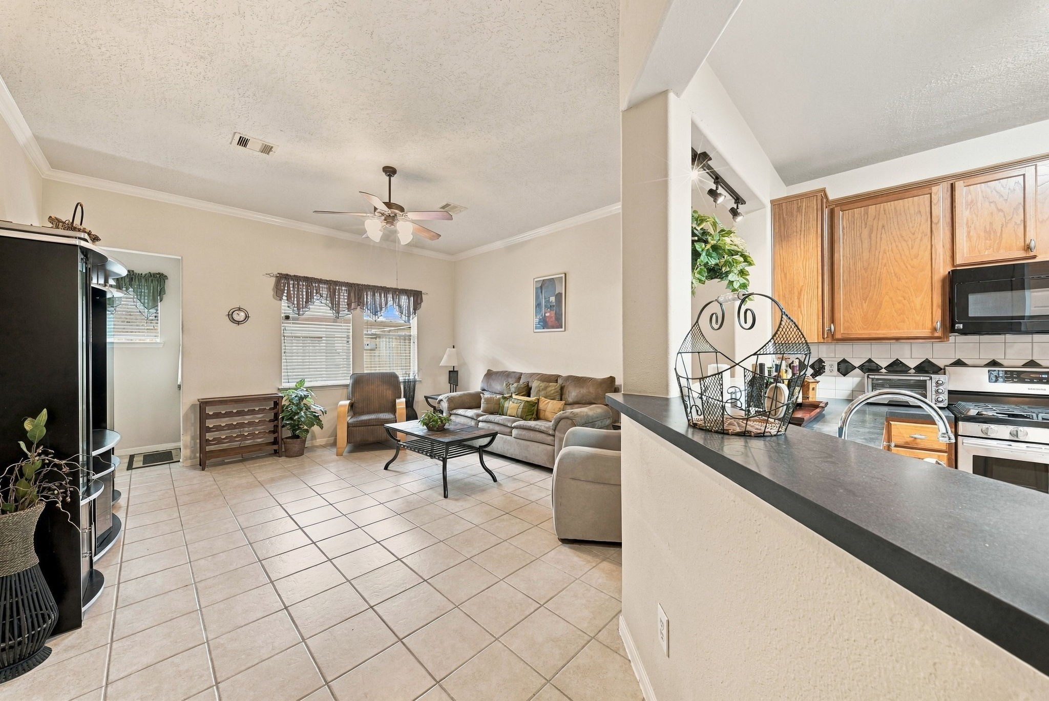 4710 Arbor Lane, Pasadena, TX 77505
