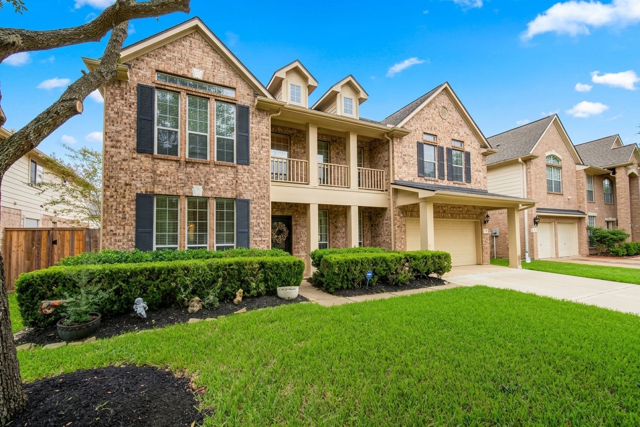 8111 Summer Wind Court, Sugar Land, TX 77479