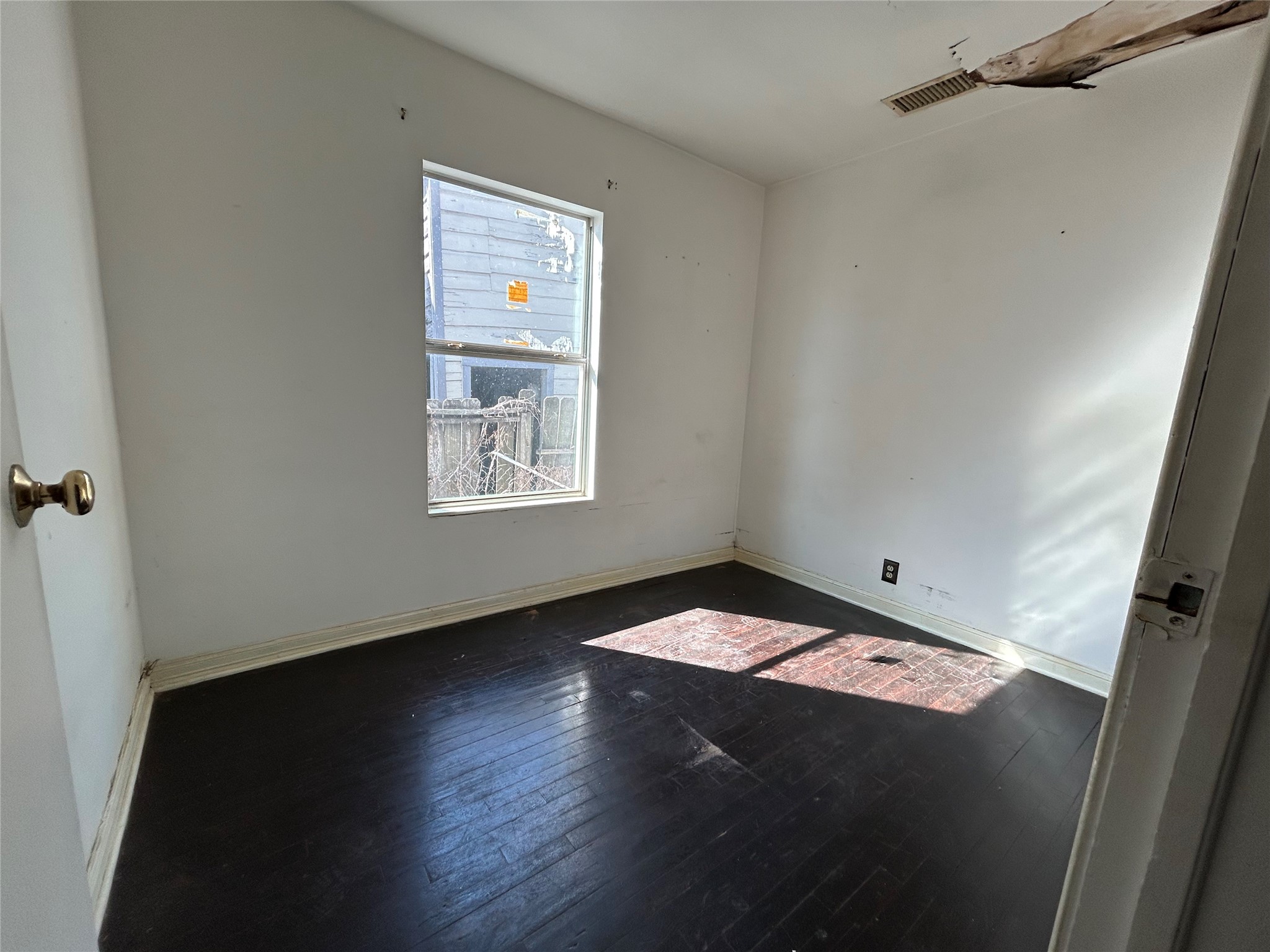 1107 Henke Street, Houston, TX 77020 1107 Henke Street, Houston, TX 77020
