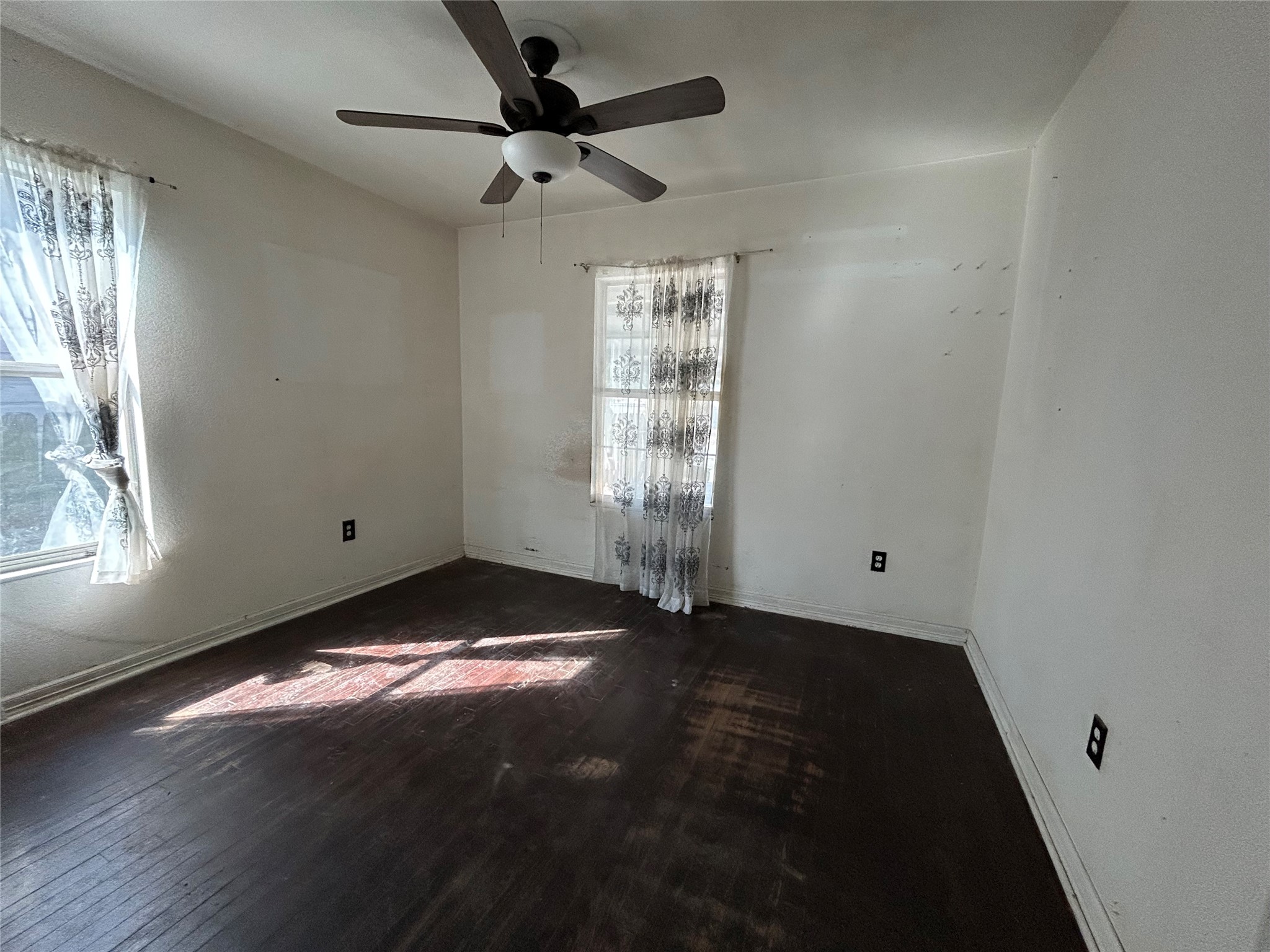 1107 Henke Street, Houston, TX 77020 1107 Henke Street, Houston, TX 77020