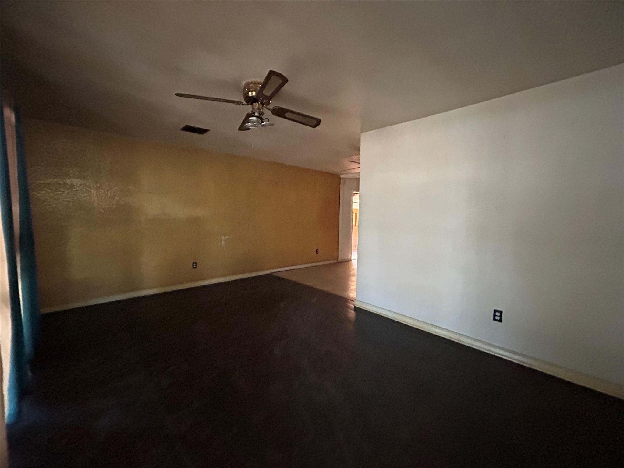 1107 Henke Street, Houston, TX 77020 1107 Henke Street, Houston, TX 77020