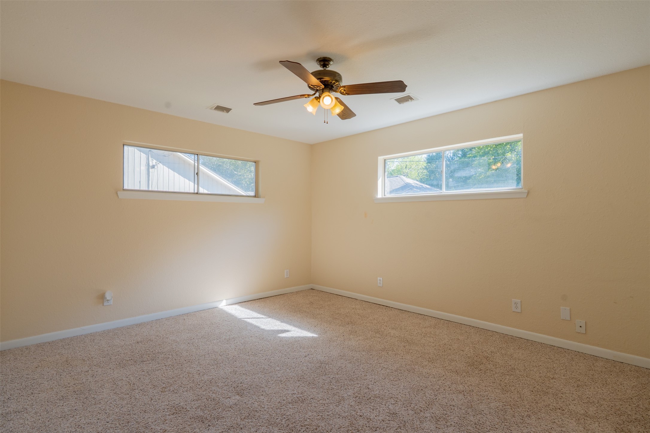 3900 Aggie Drive, Bay City, TX 77414