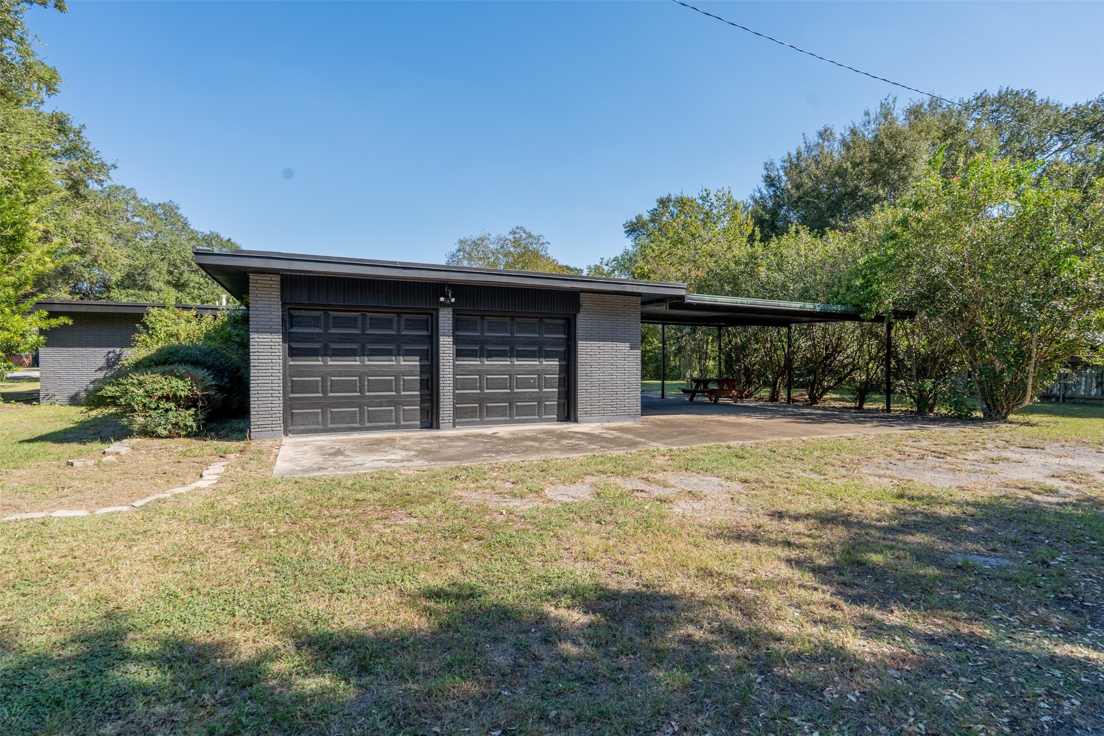 3900 Aggie Drive, Bay City, TX 77414