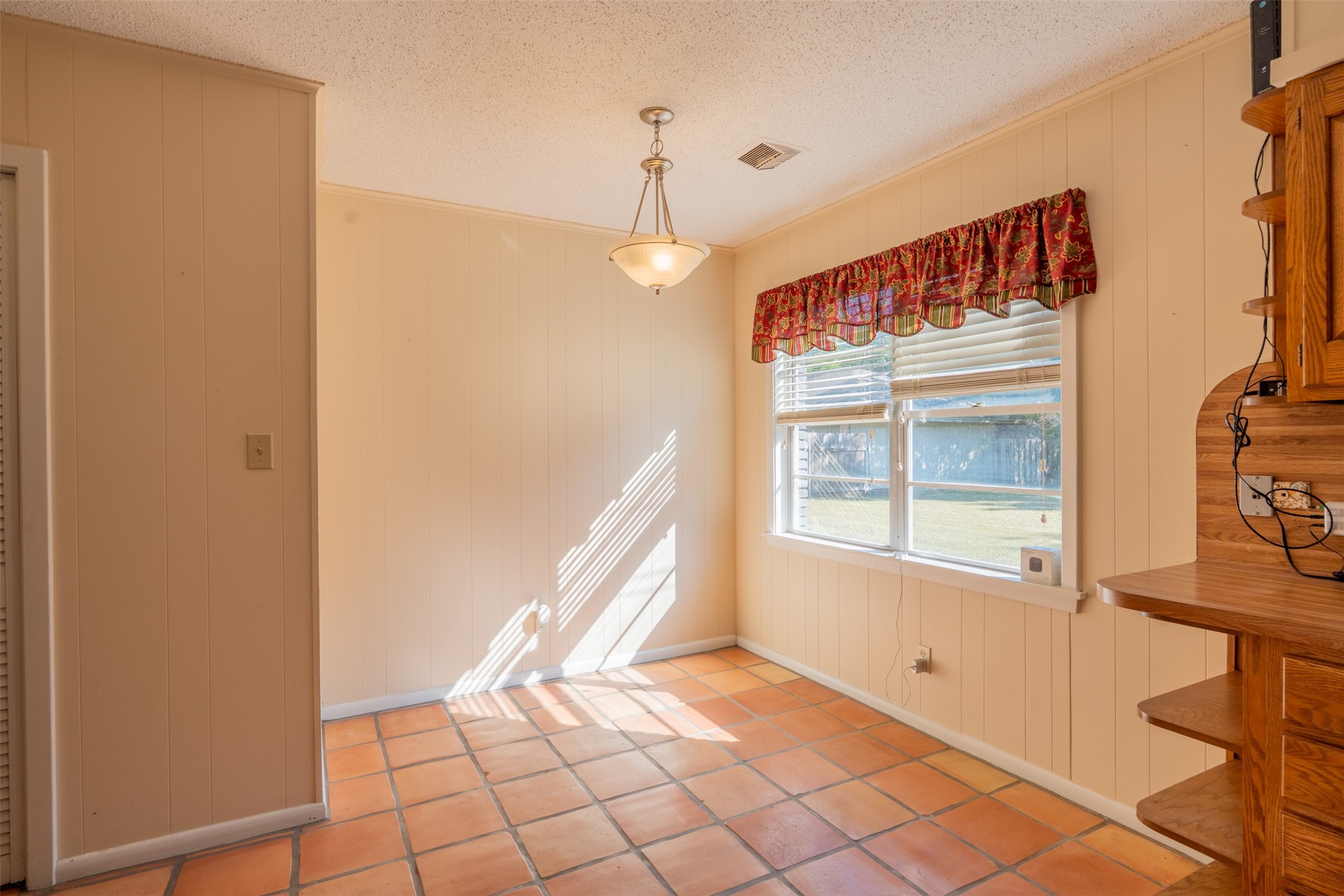 3900 Aggie Drive, Bay City, TX 77414
