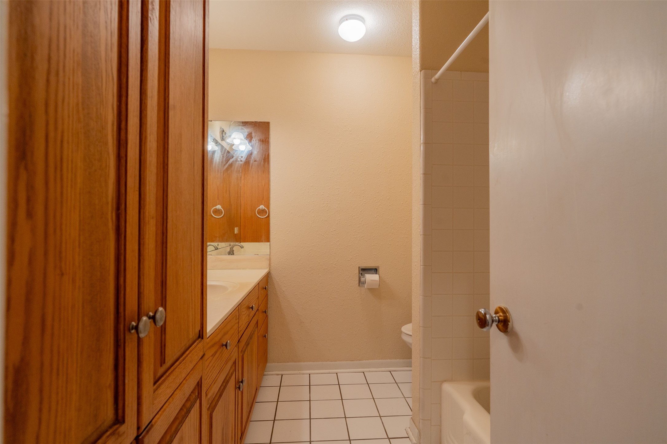 3900 Aggie Drive, Bay City, TX 77414