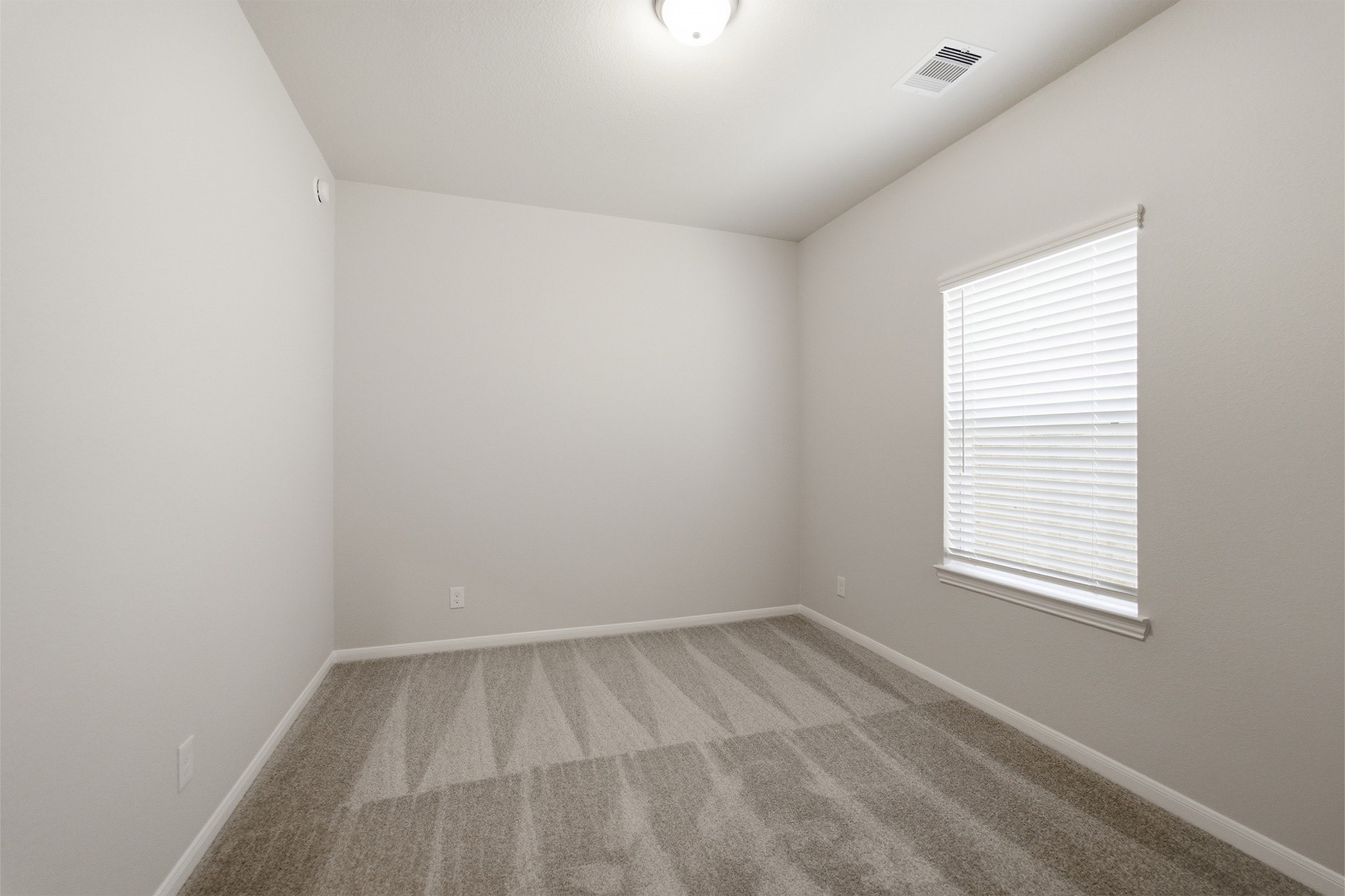 768 Red Mulberry Street, La Marque, TX 77568