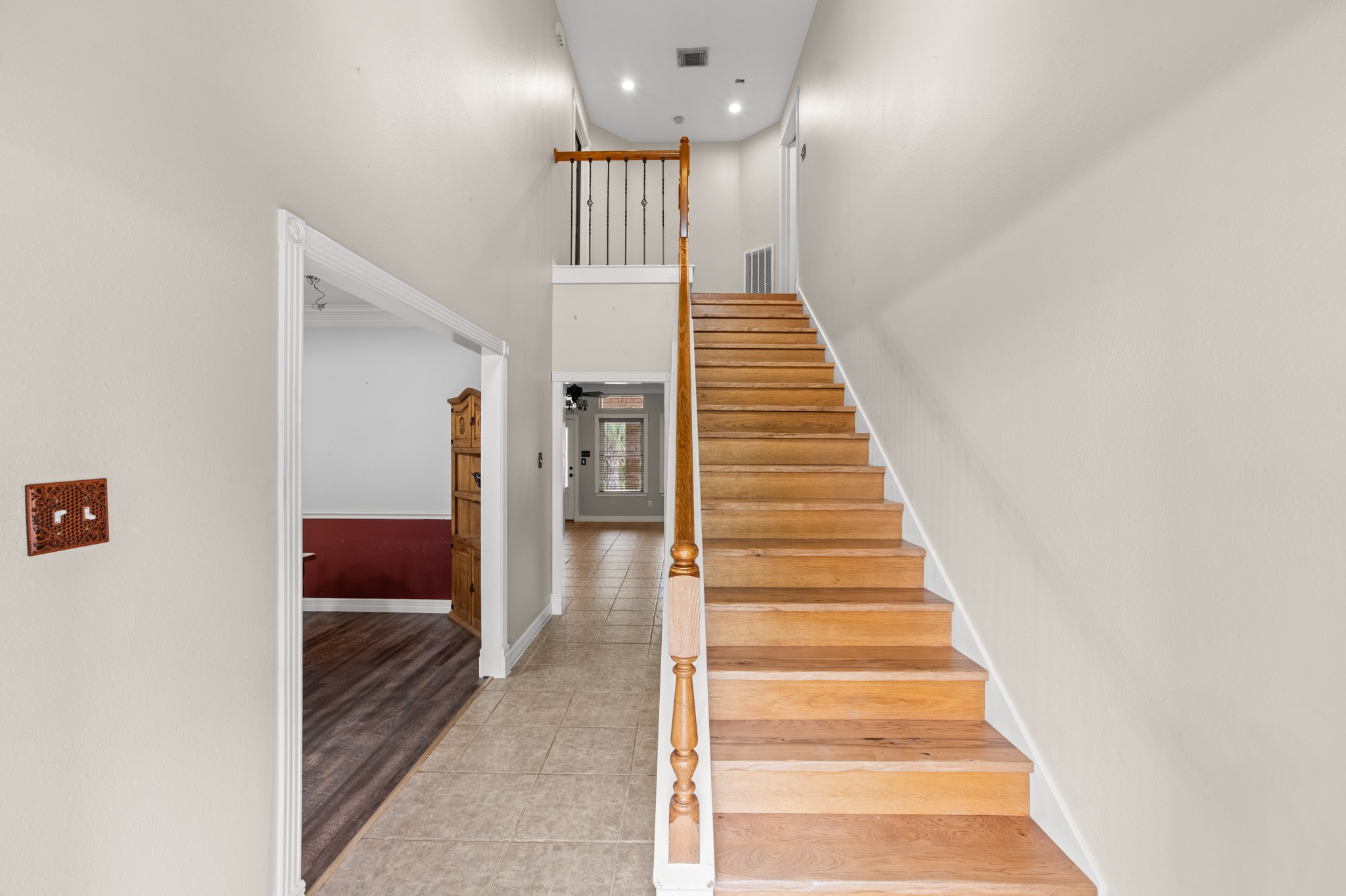 custom live oak stair case