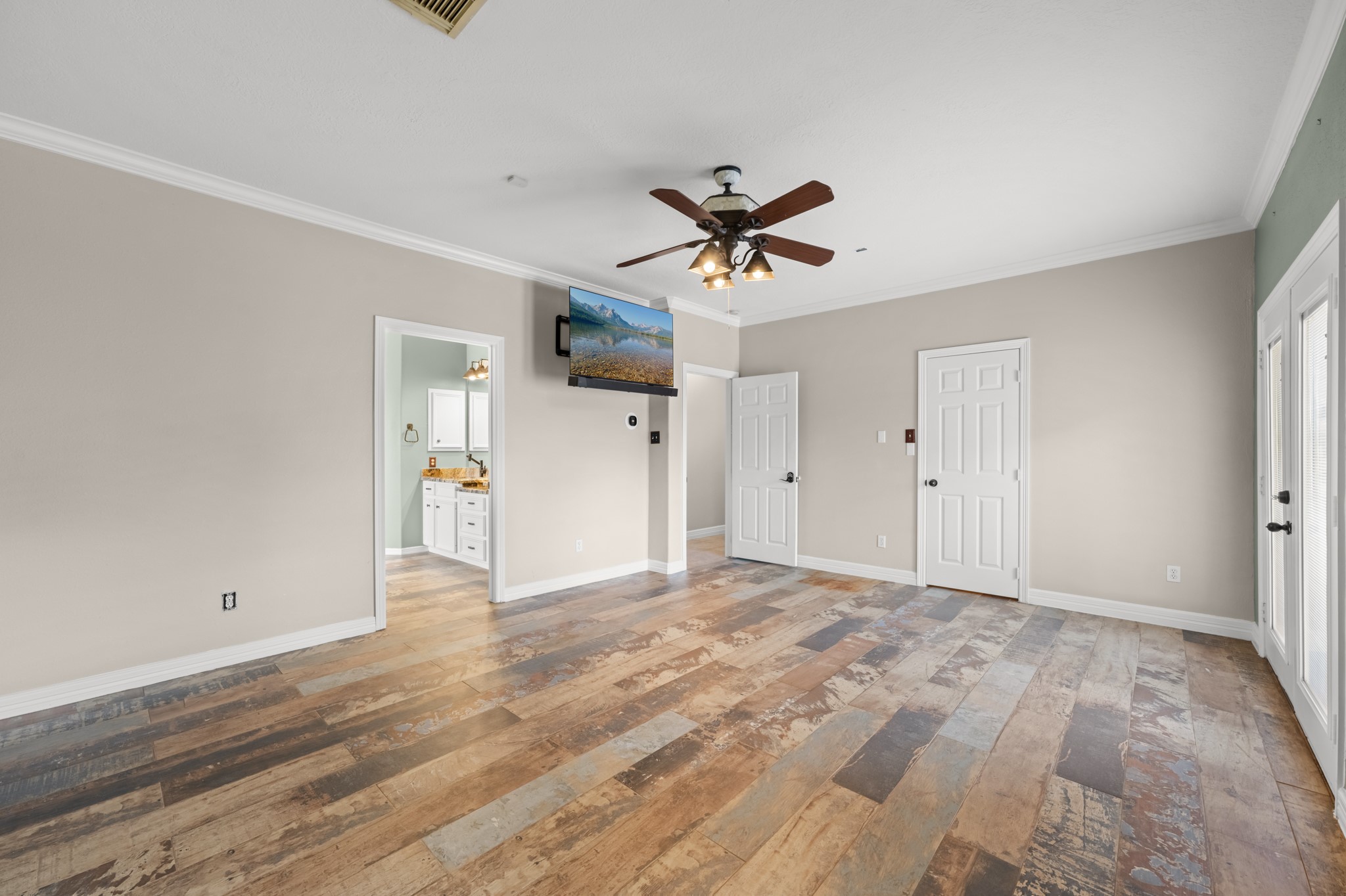 primary bedroom