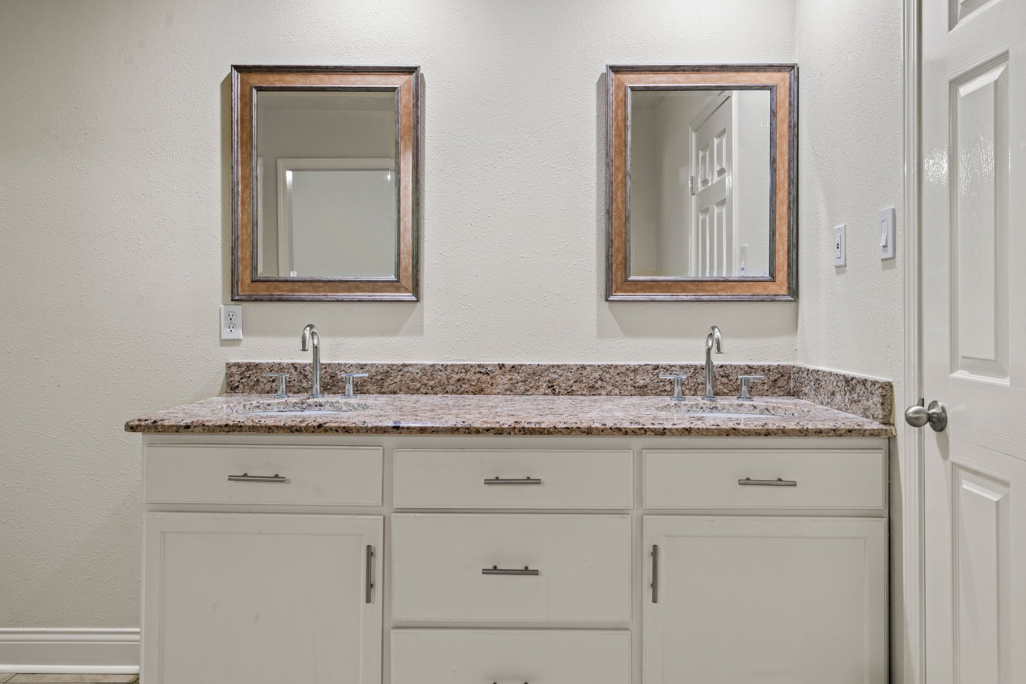 12006 Acorn Oak Street, The Woodlands, TX 77380