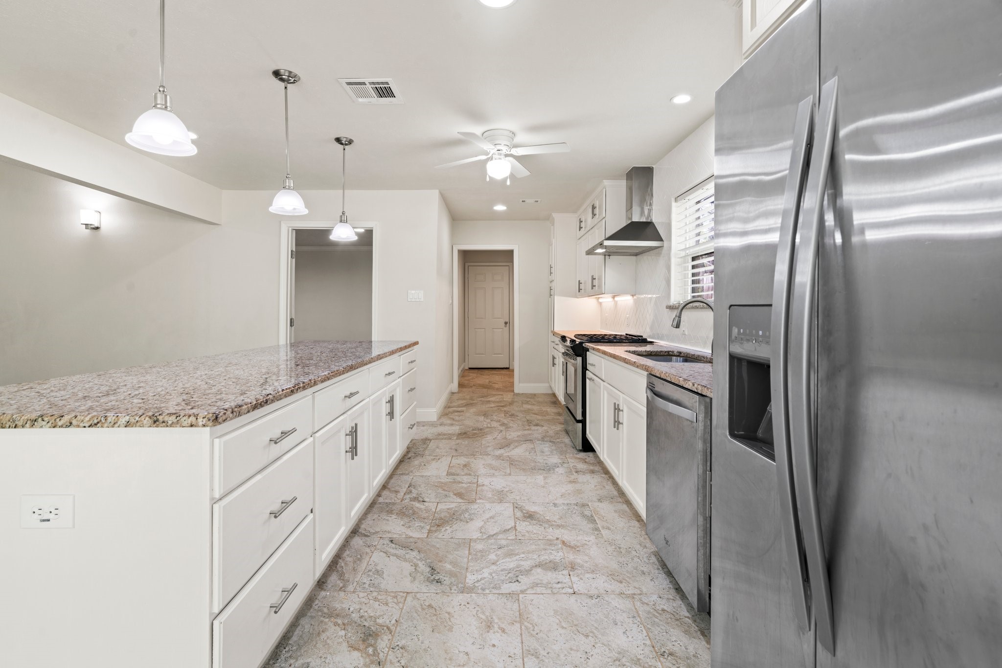 12006 Acorn Oak Street, The Woodlands, TX 77380