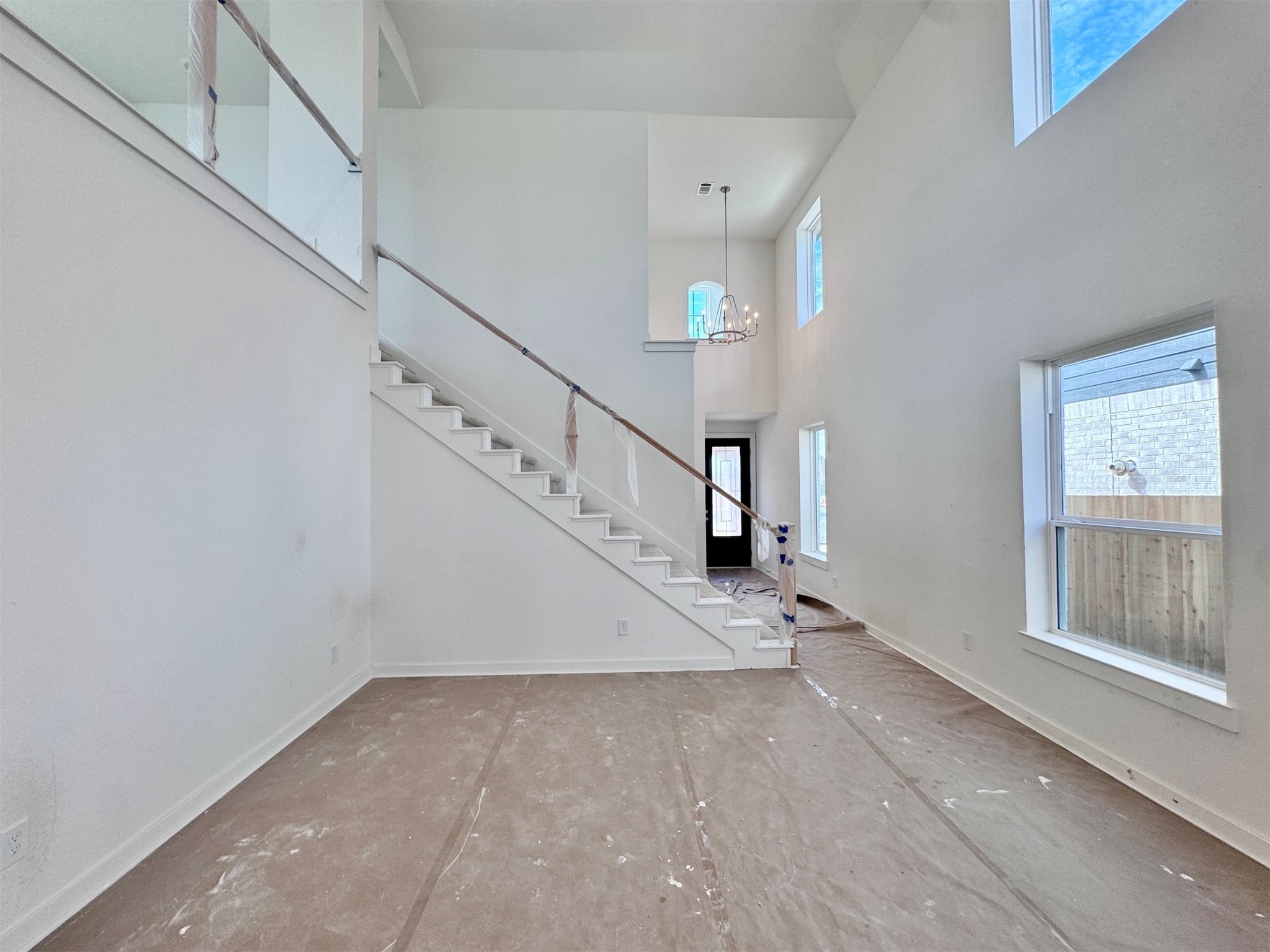 There is so much space on the walls to really bring your dining experience to life.