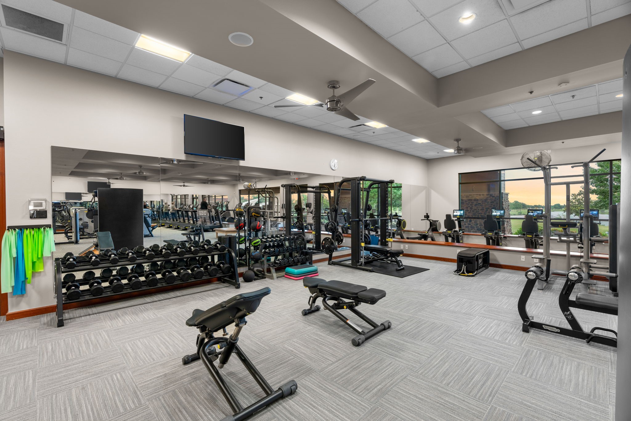 Pump some iron! From free weights to resistance machines, this fully equipped fitness center offers something for every fitness level, whether you're a beginner or seasoned pro!