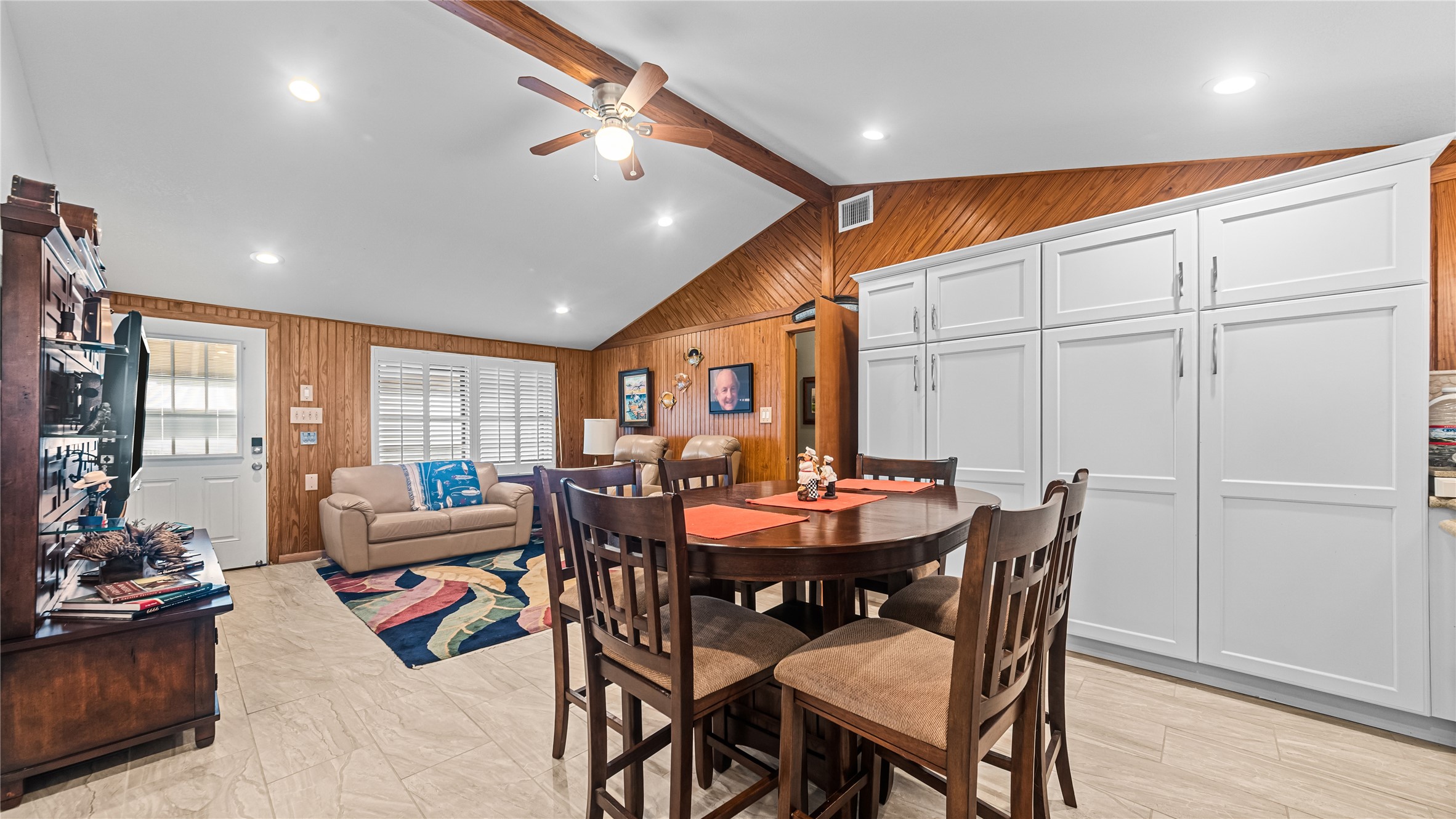 1417 8th Street, Dickinson, TX 77539 1417 8th Street, Dickinson, TX 77539
