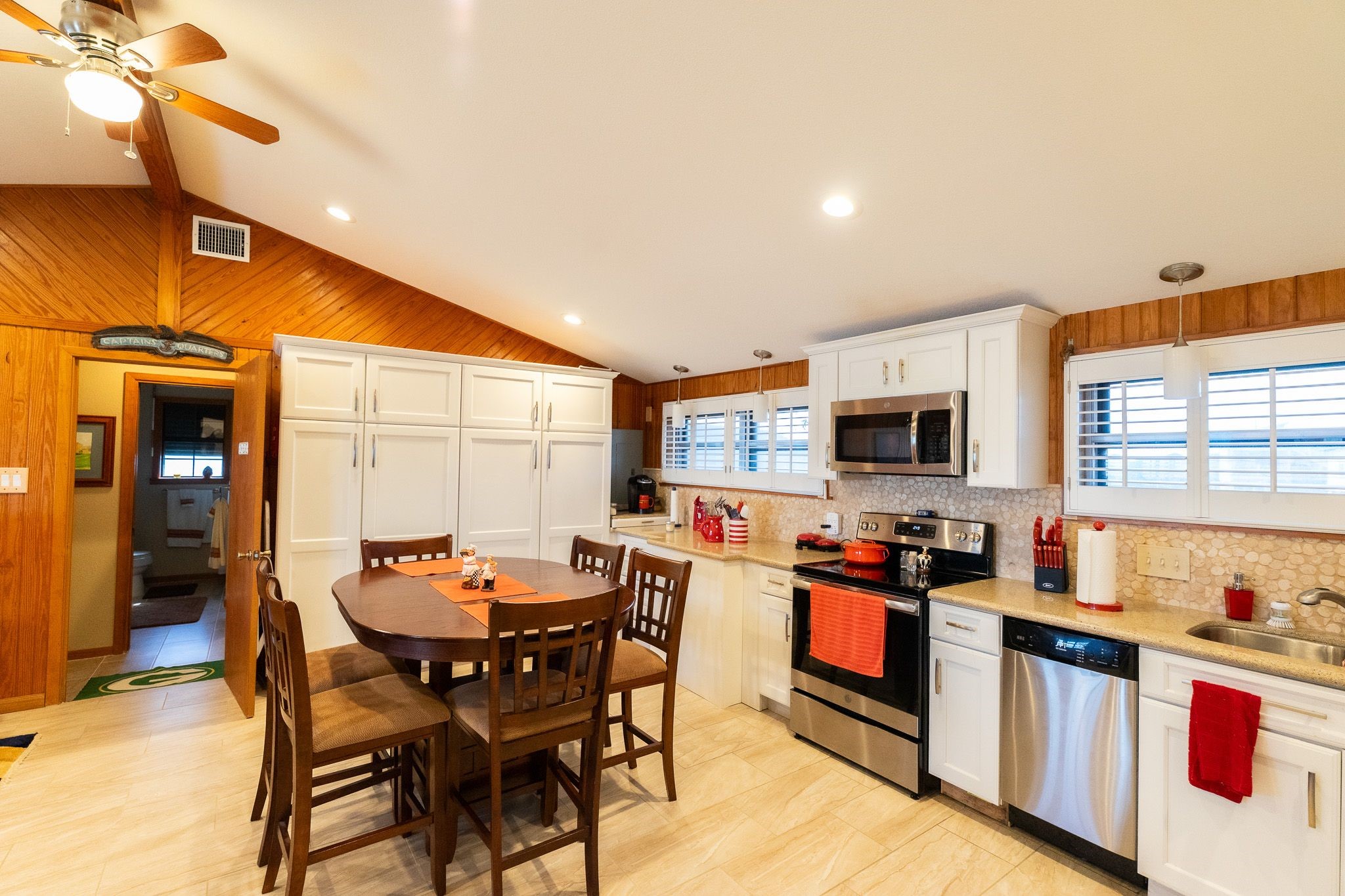 1417 8th Street, Dickinson, TX 77539