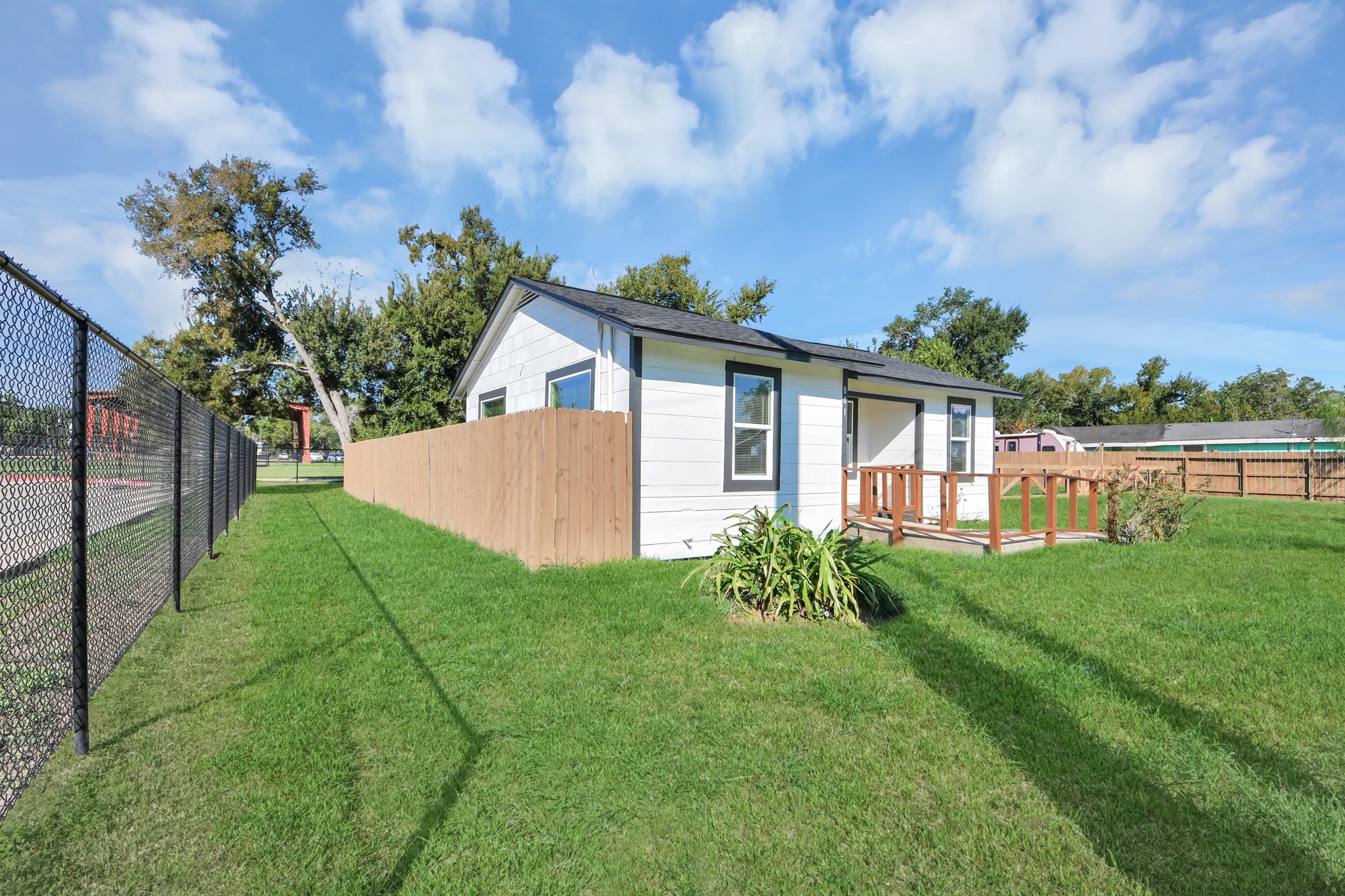 welcoming oversized lot welcoming oversized lot