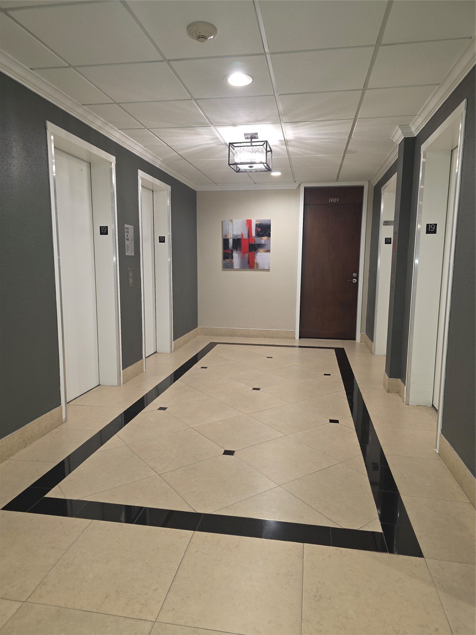 2016 Main Street, #1907, Houston, TX 77002