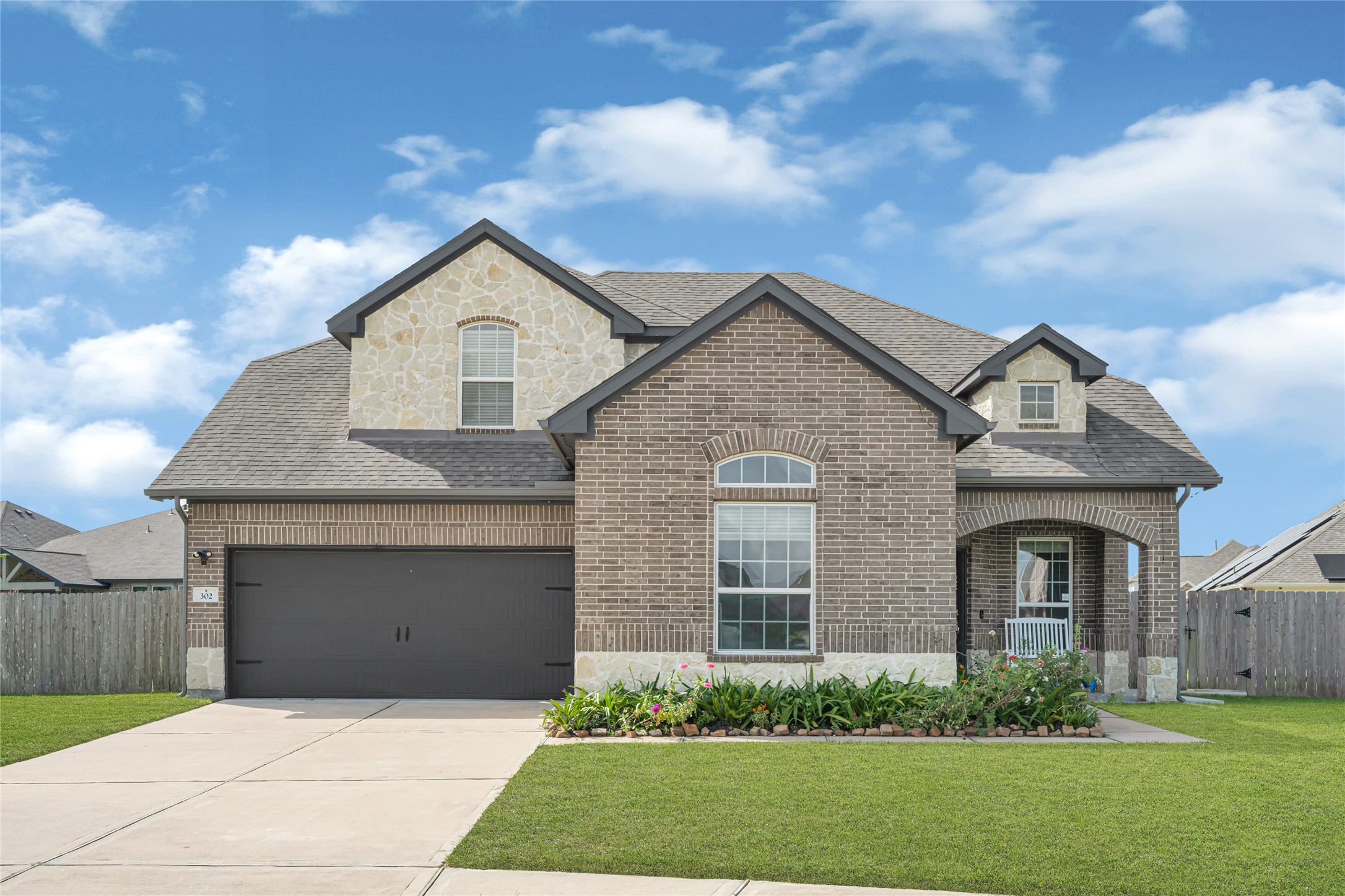 302 Vineyard Court, Alvin, TX 77511 302 Vineyard Court, Alvin, TX 77511