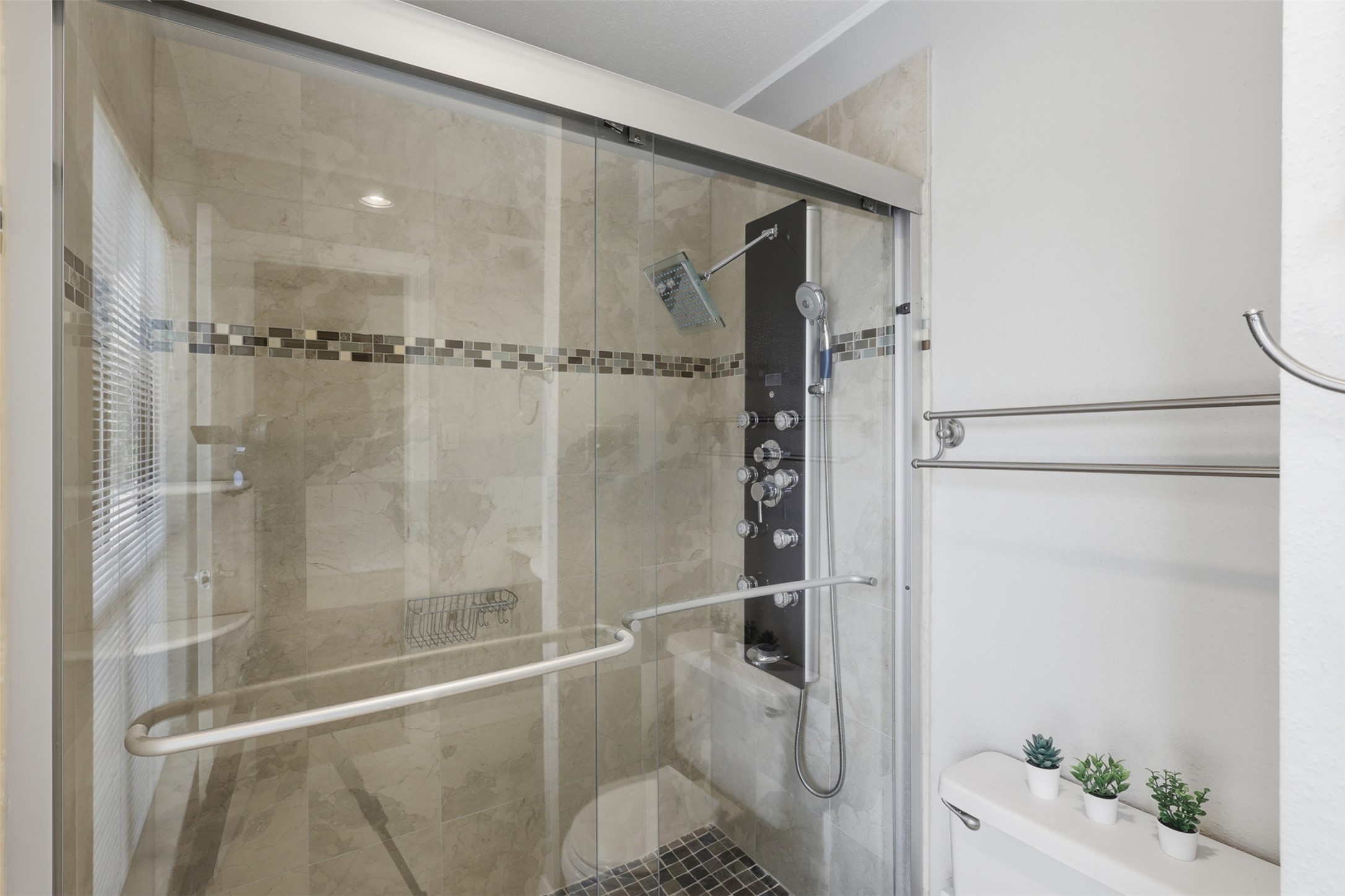 701 Bering Drive, #102, Houston, TX 77057