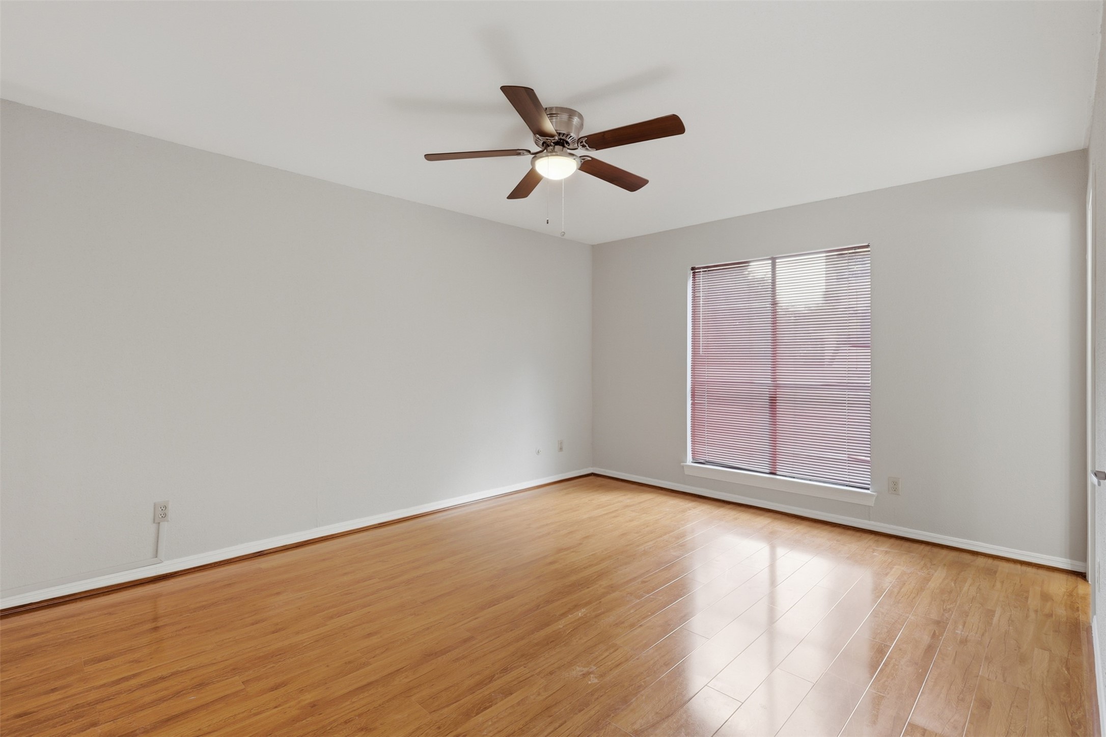 701 Bering Drive, #102, Houston, TX 77057