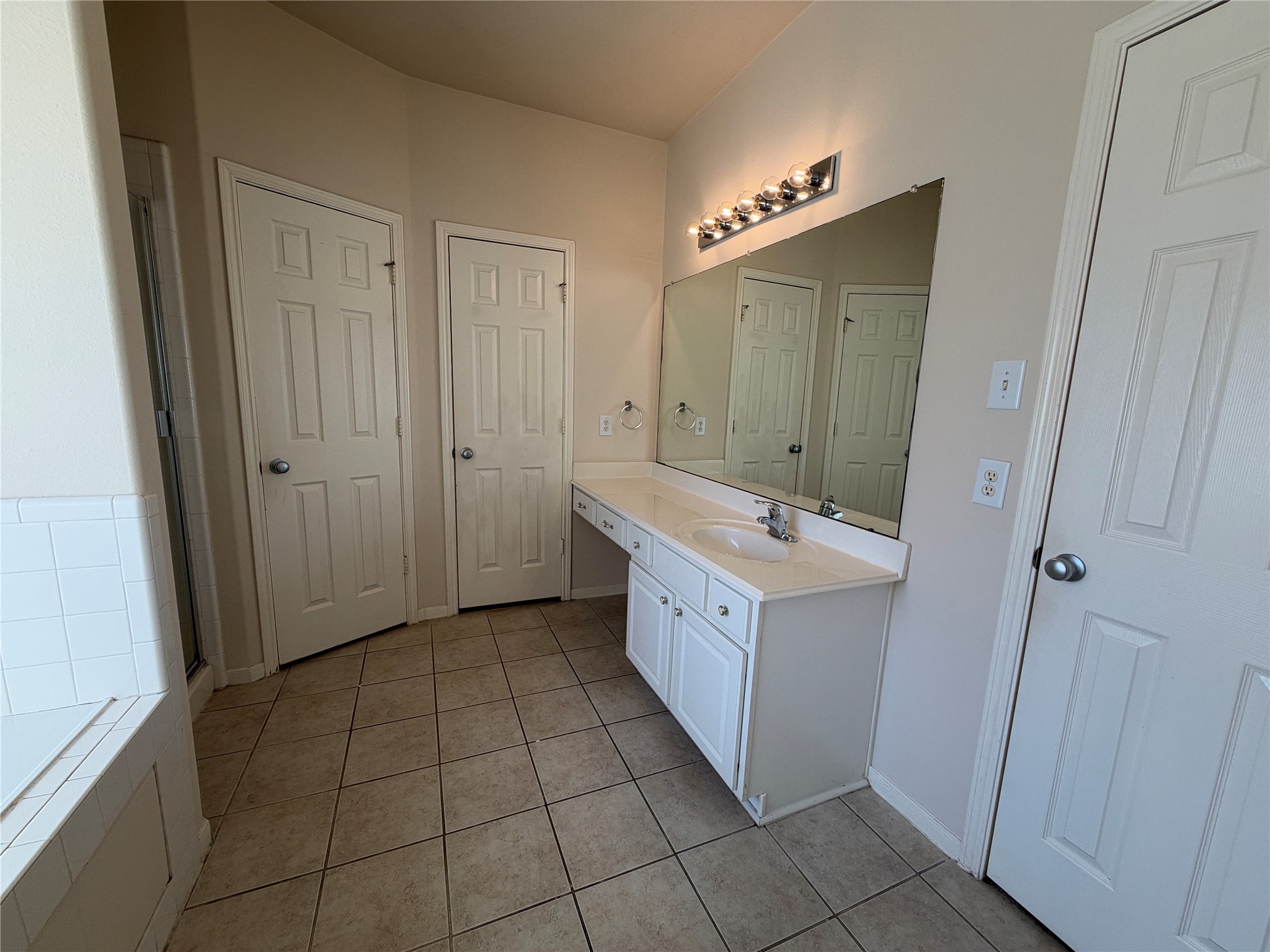 11334 Sandstone Canyon Drive, Humble, TX 77396