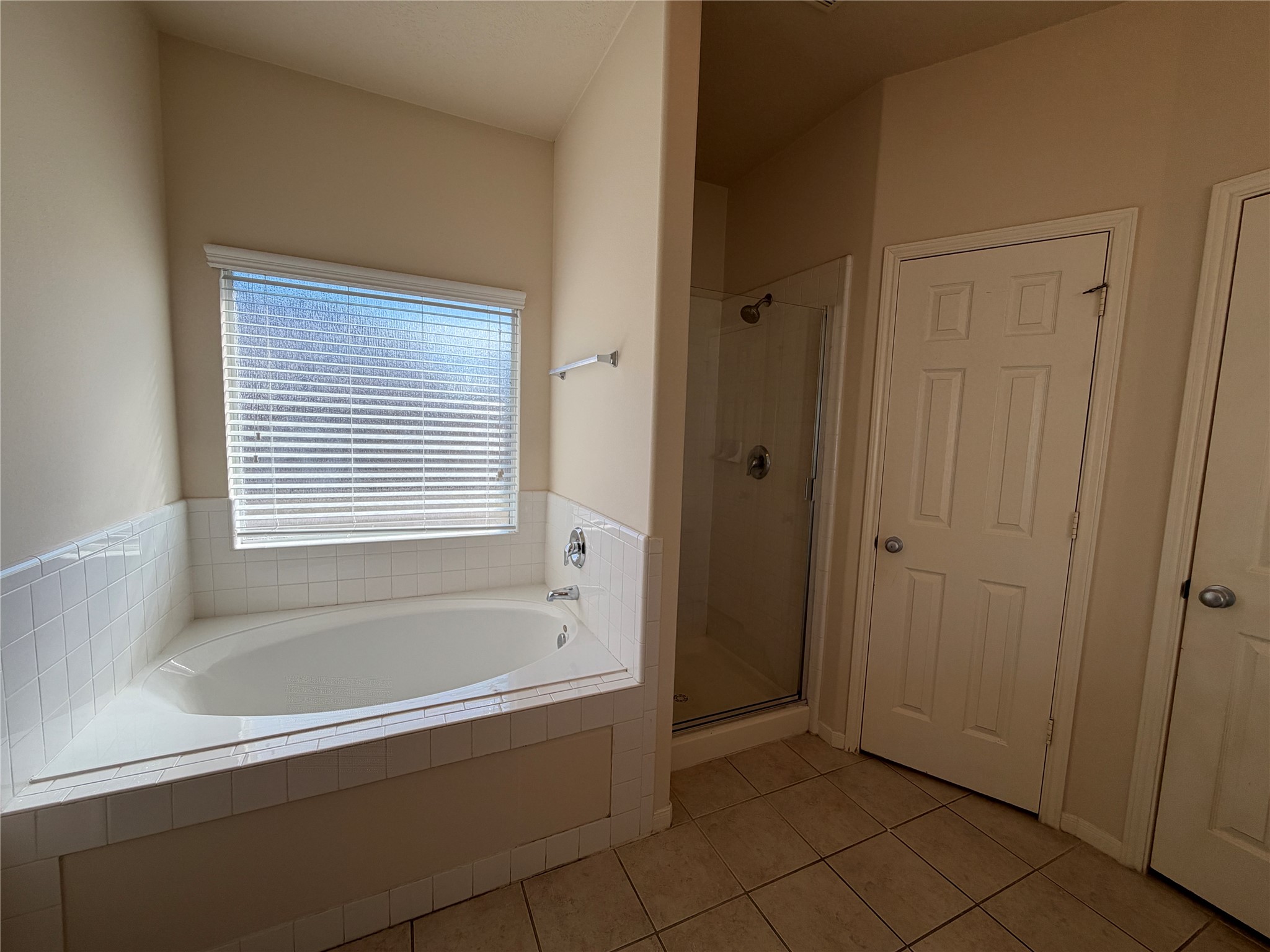 11334 Sandstone Canyon Drive, Humble, TX 77396