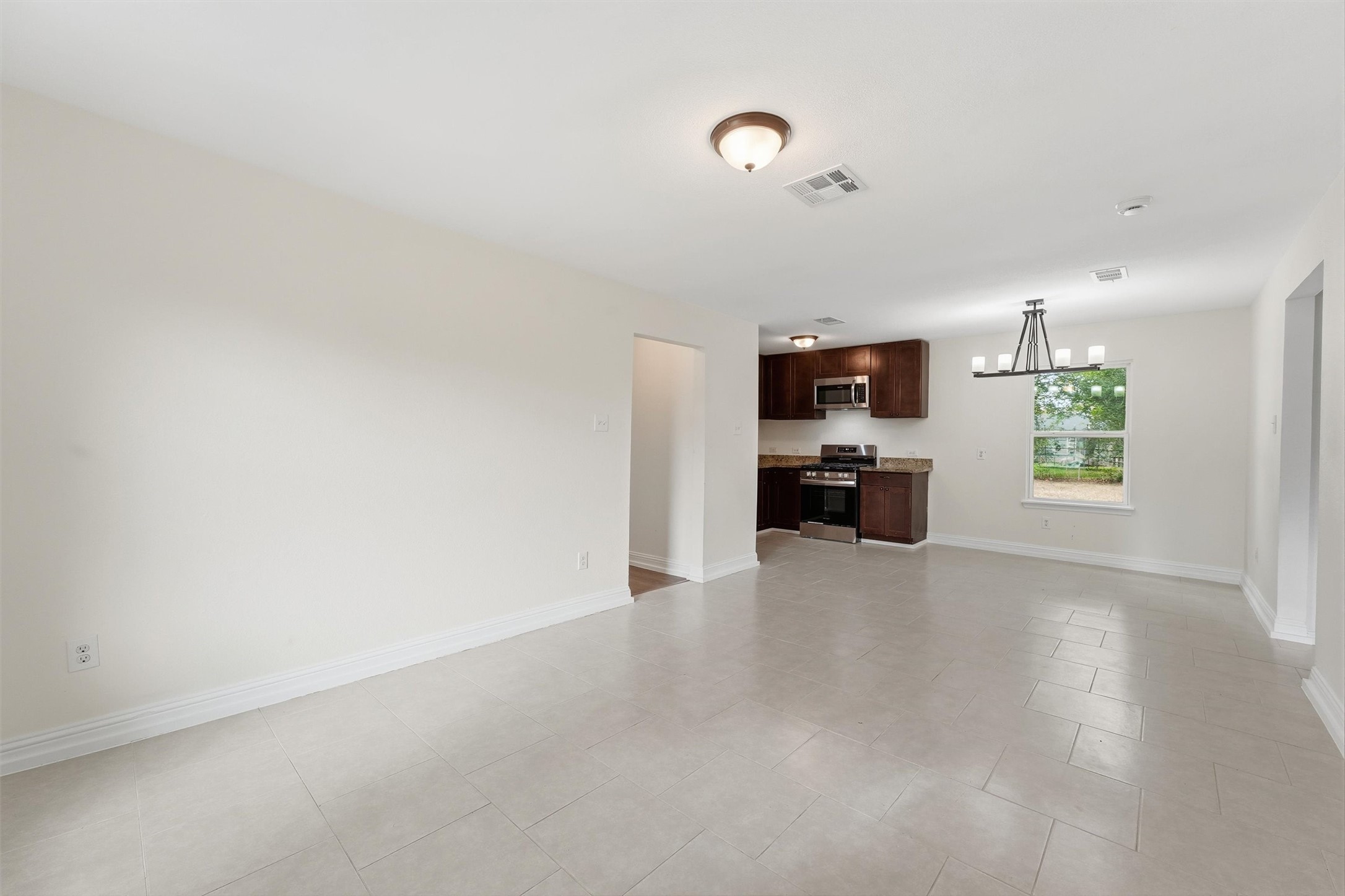 7802 Darnay Drive, Houston, TX 77033
