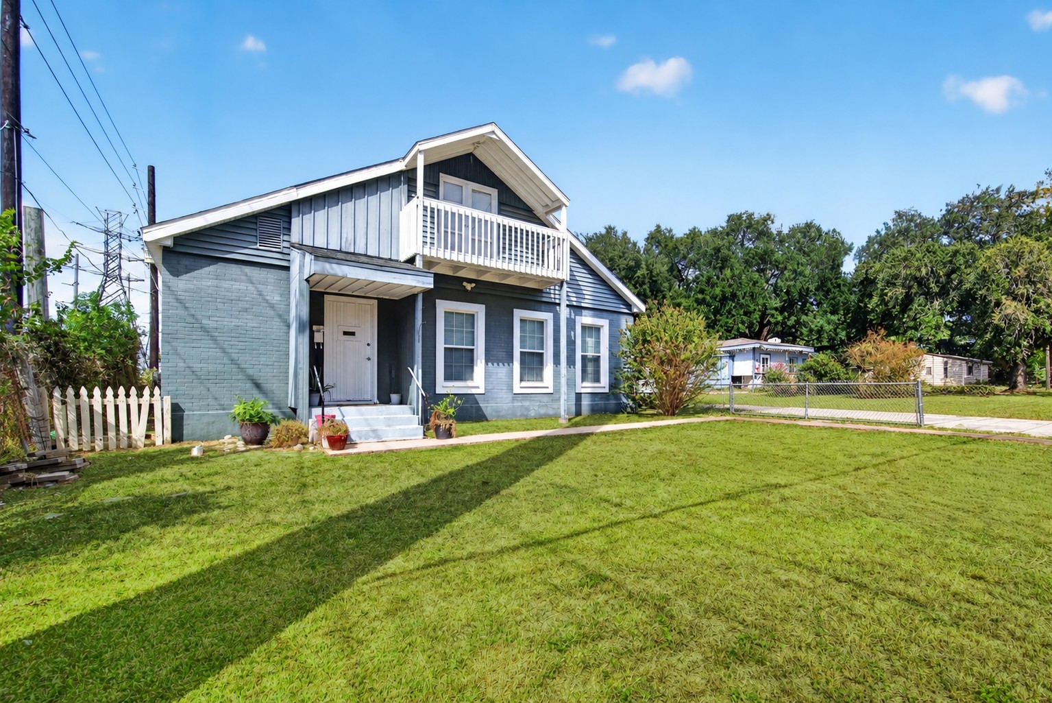 Side view- Current Exterior Color