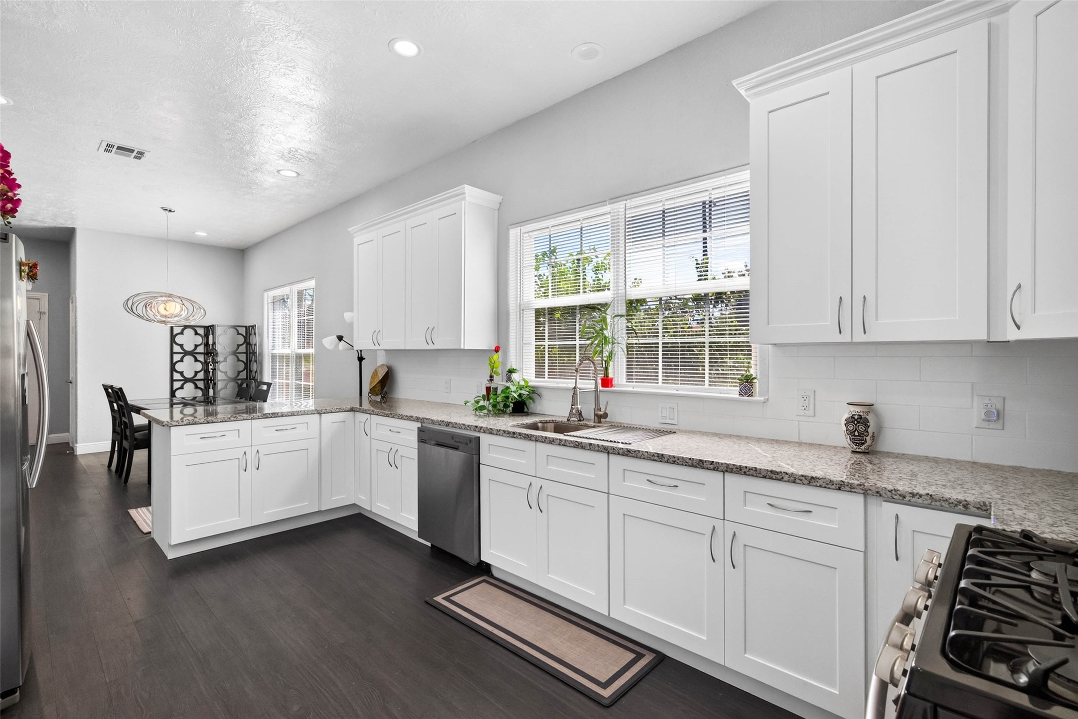 1240 Ross Street, La Marque, TX 77568