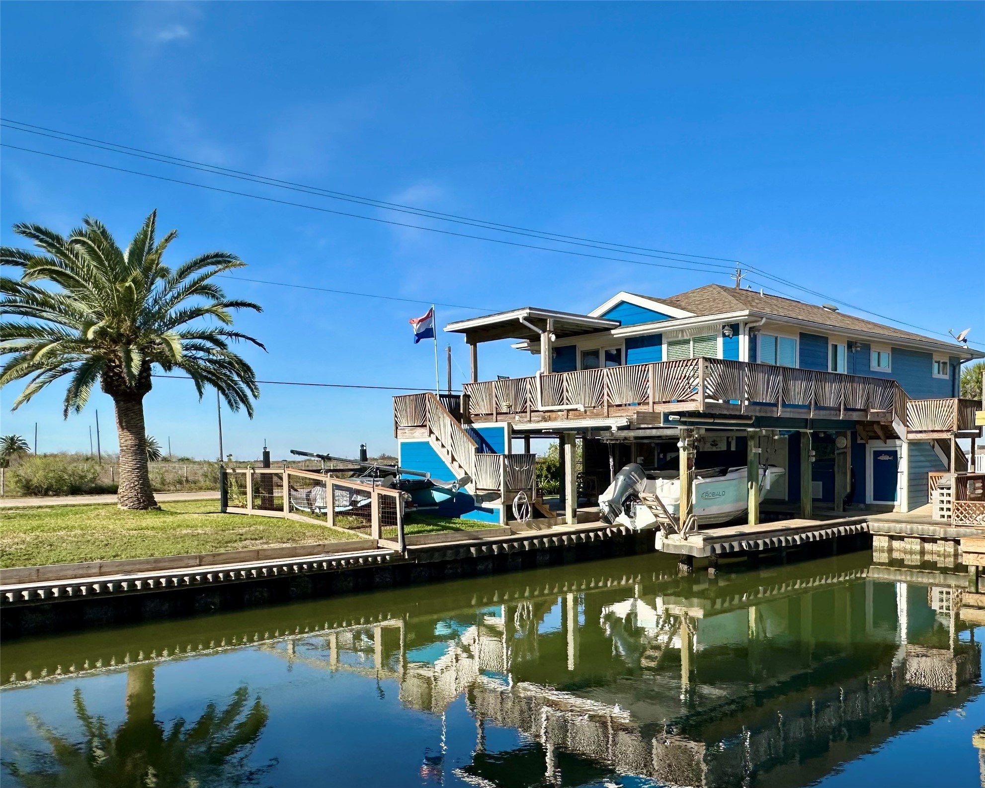 16719 Tahiti Way, Jamaica Beach, TX 77554