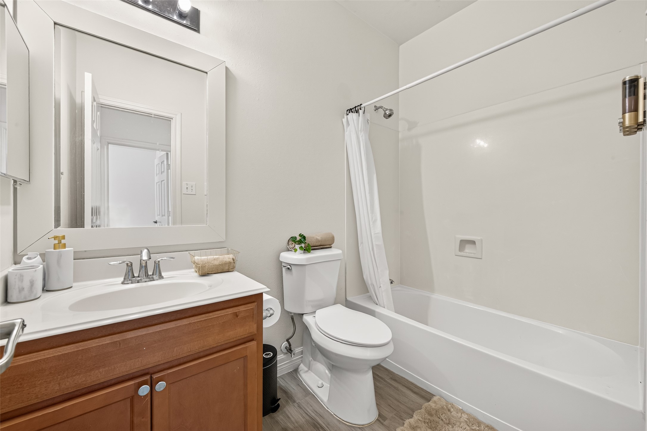 7419 Avalon Trce, Richmond, TX 77407