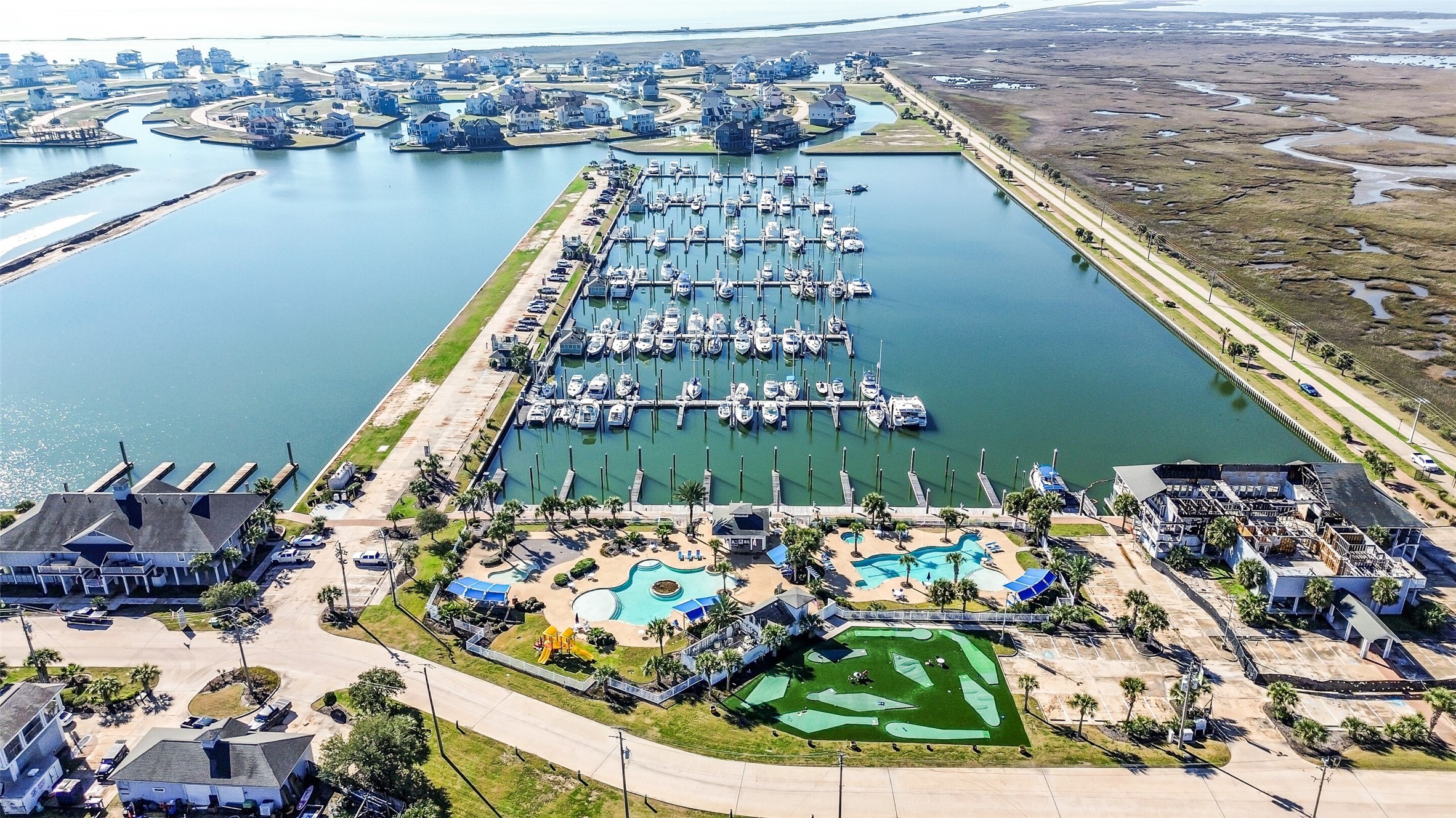 30 Long Key, Hitchcock, TX 77563
