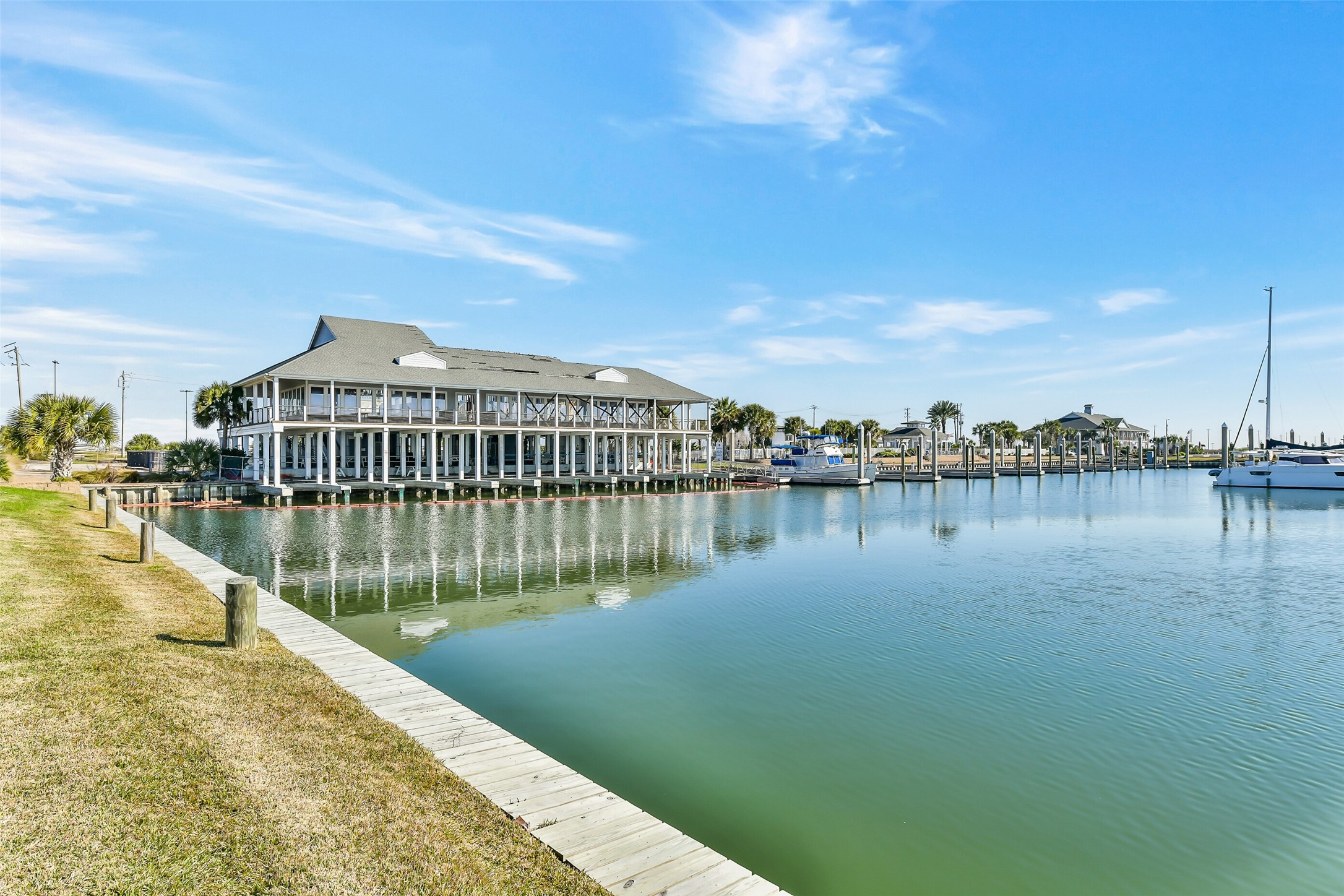 30 Long Key, Hitchcock, TX 77563