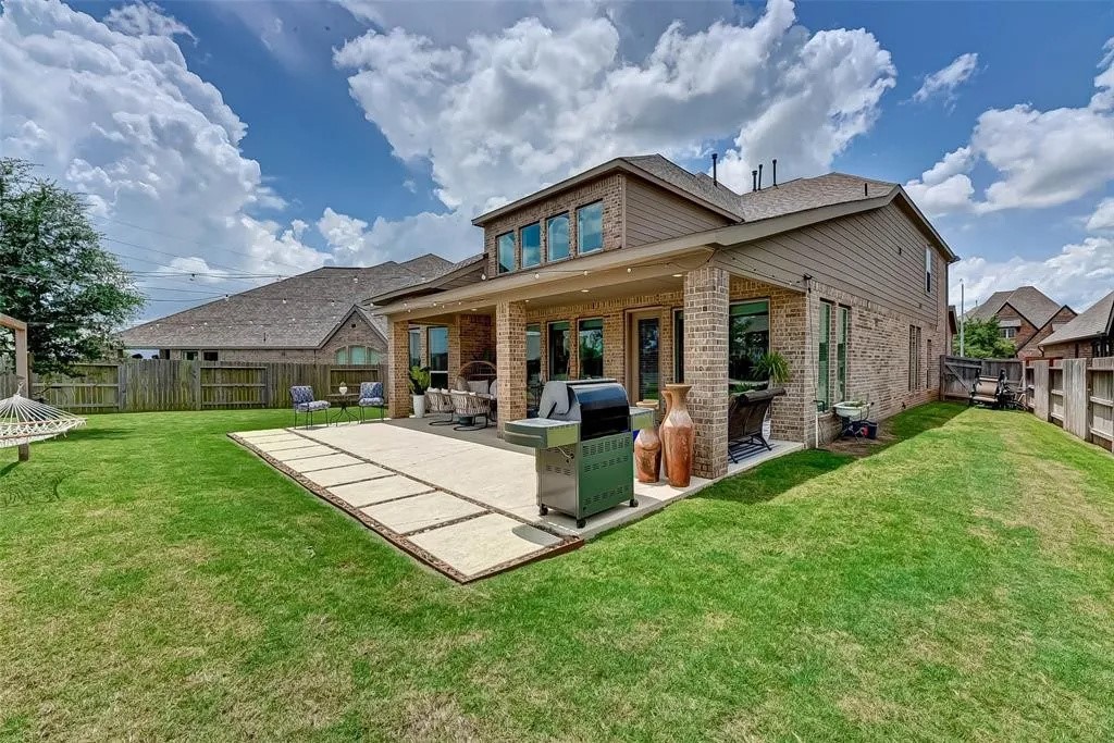 11123 Lowthorpe Lane, Richmond, TX 77407