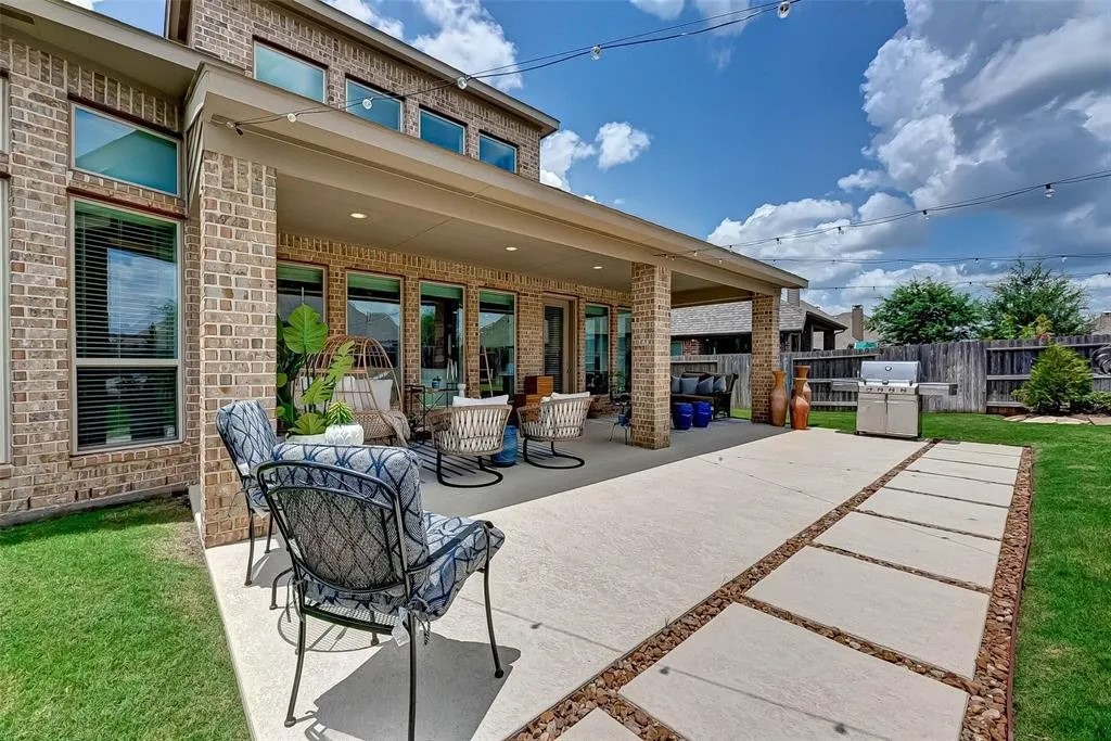 11123 Lowthorpe Lane, Richmond, TX 77407