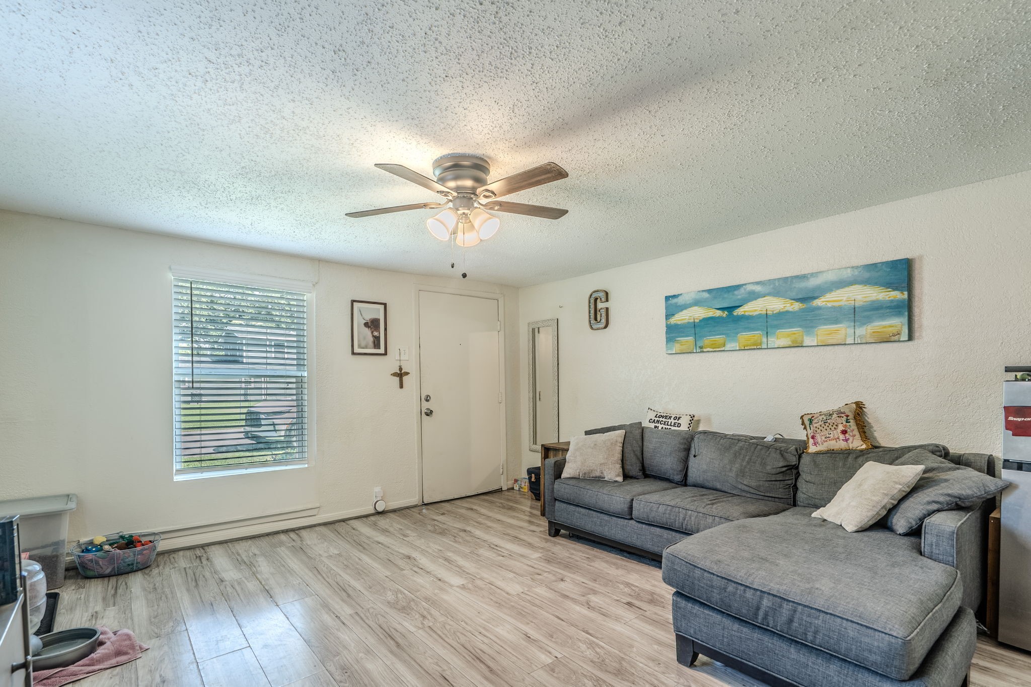 414 Jackson Avenue, Bacliff, TX 77518