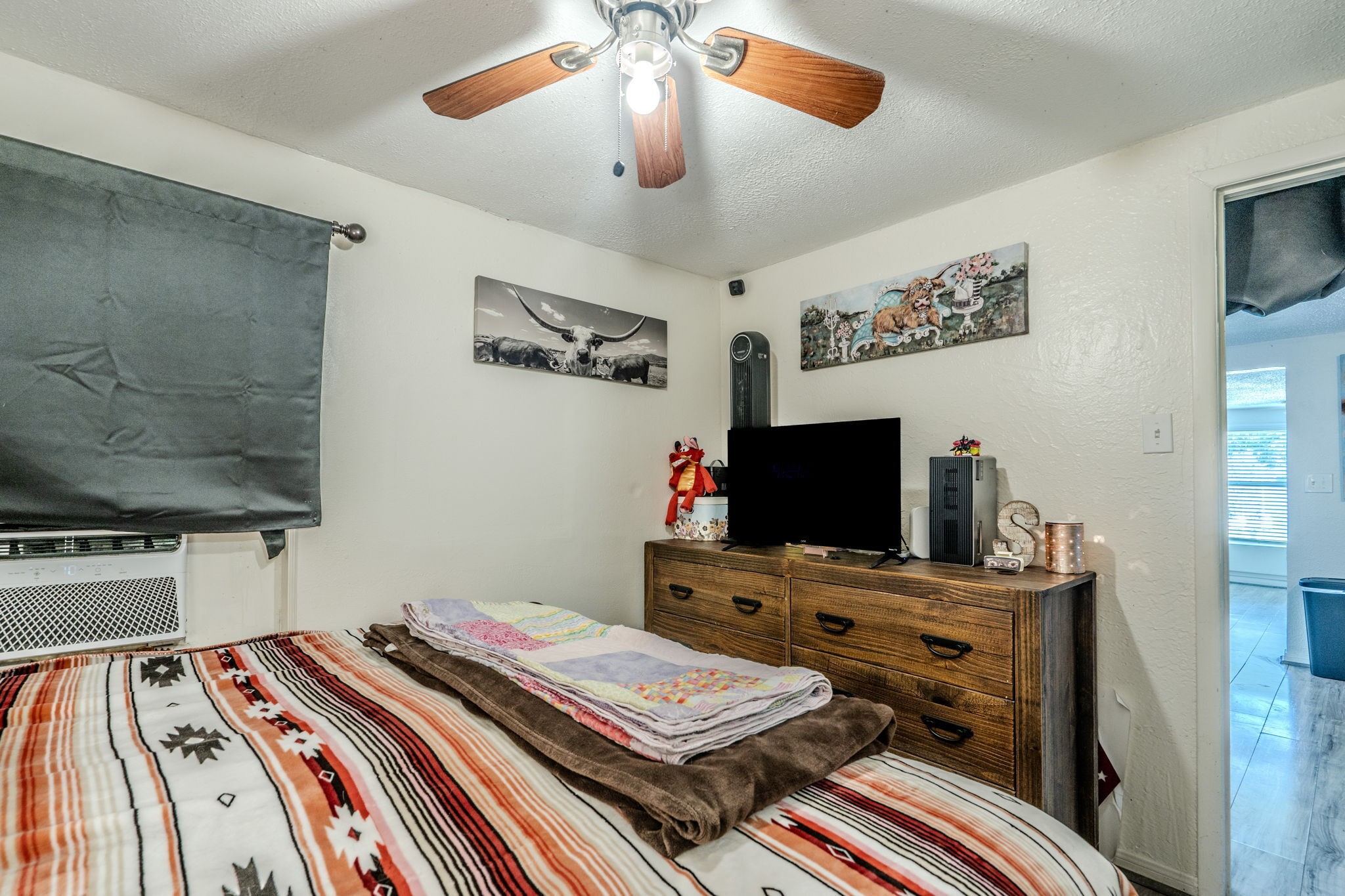 414 Jackson Avenue, Bacliff, TX 77518