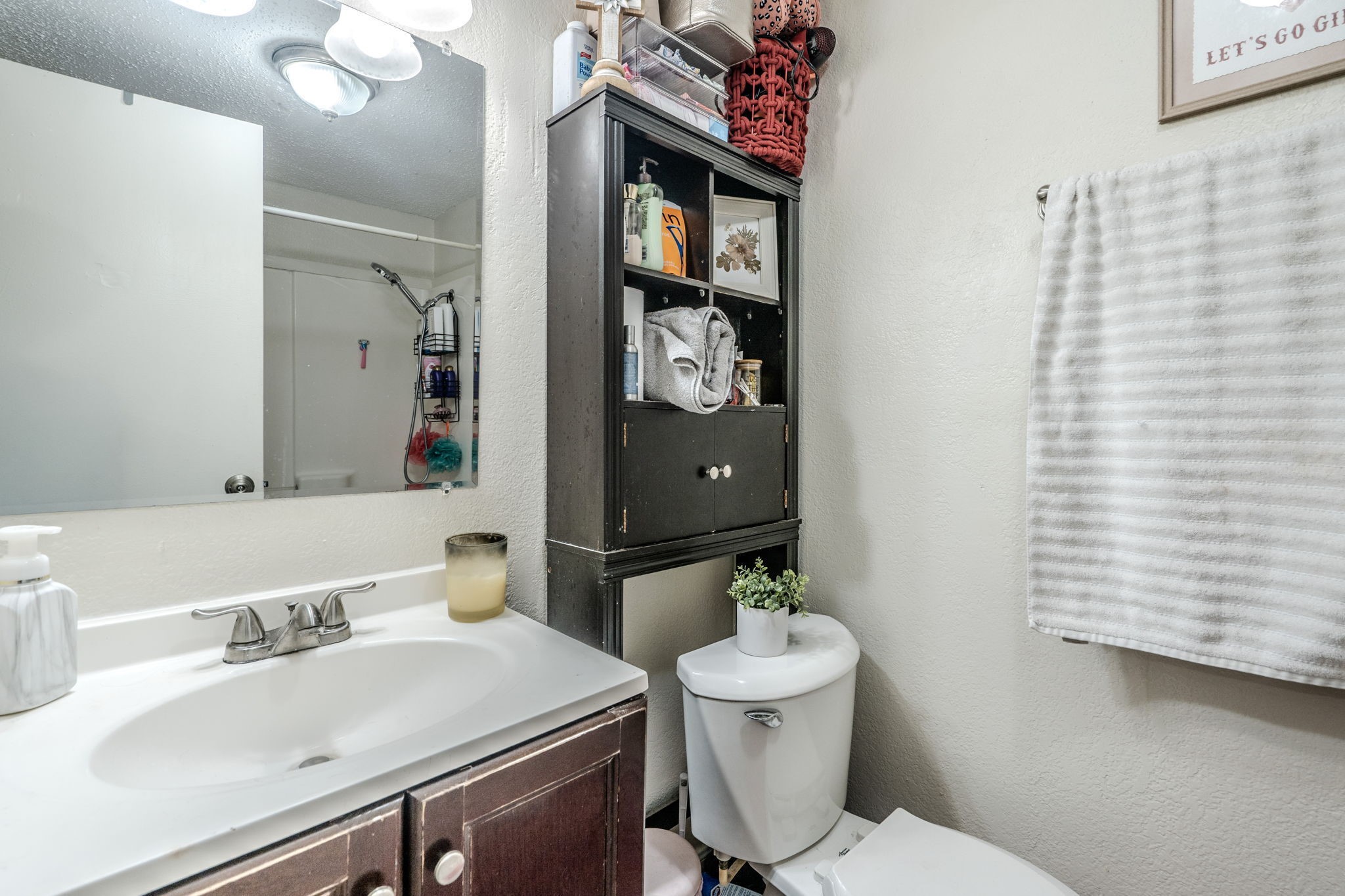 414 Jackson Avenue, Bacliff, TX 77518