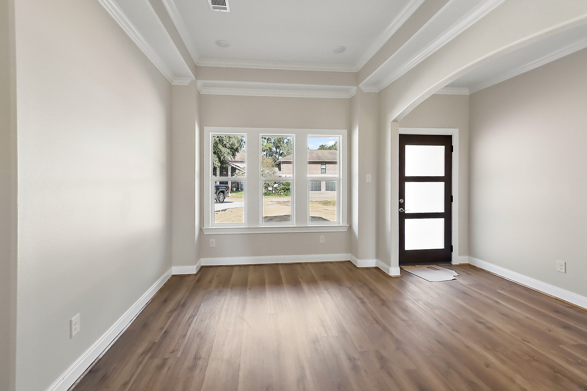 Another view of the dining room