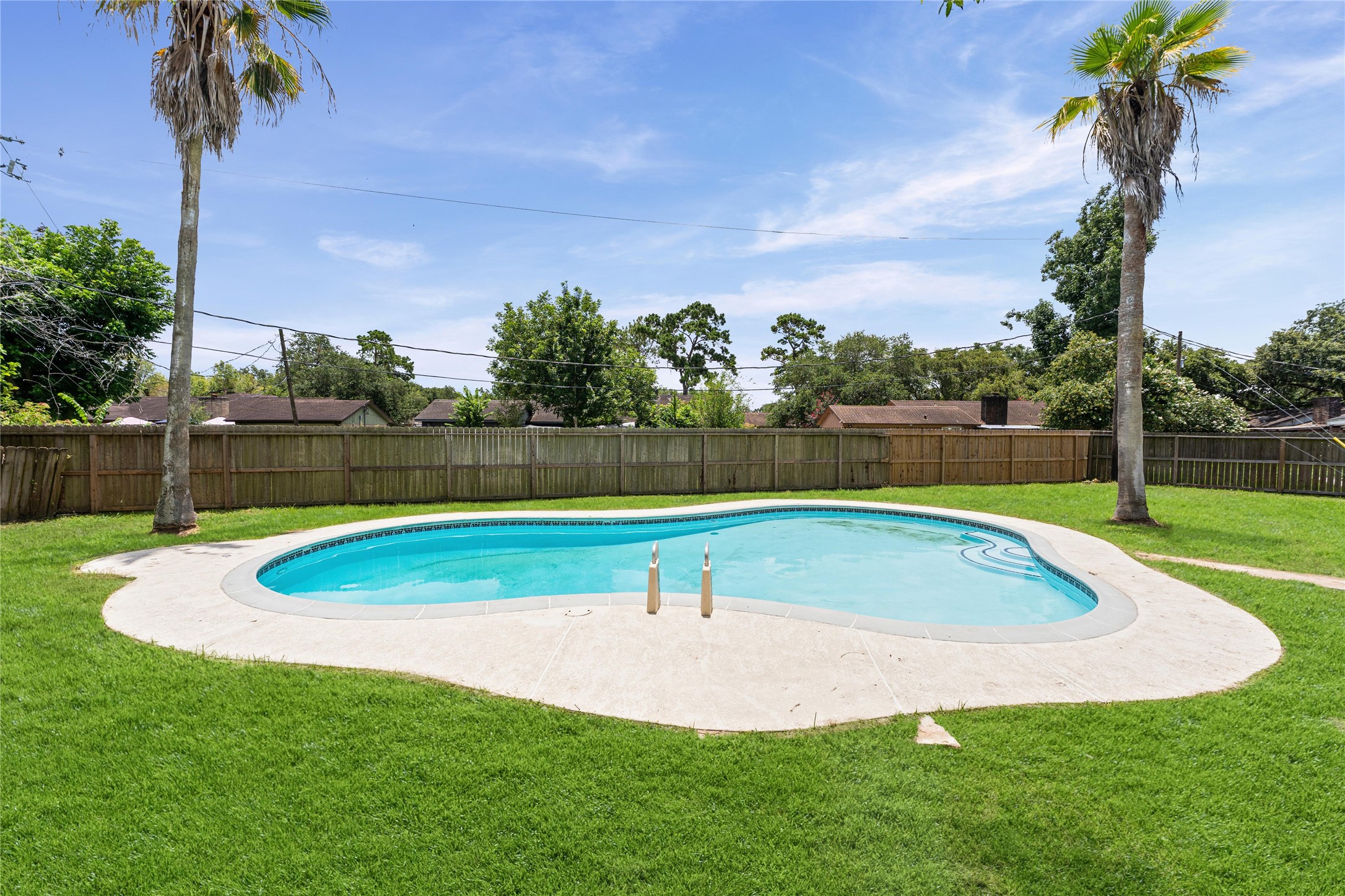 12519 A Bar Drive, Santa Fe, TX 77510