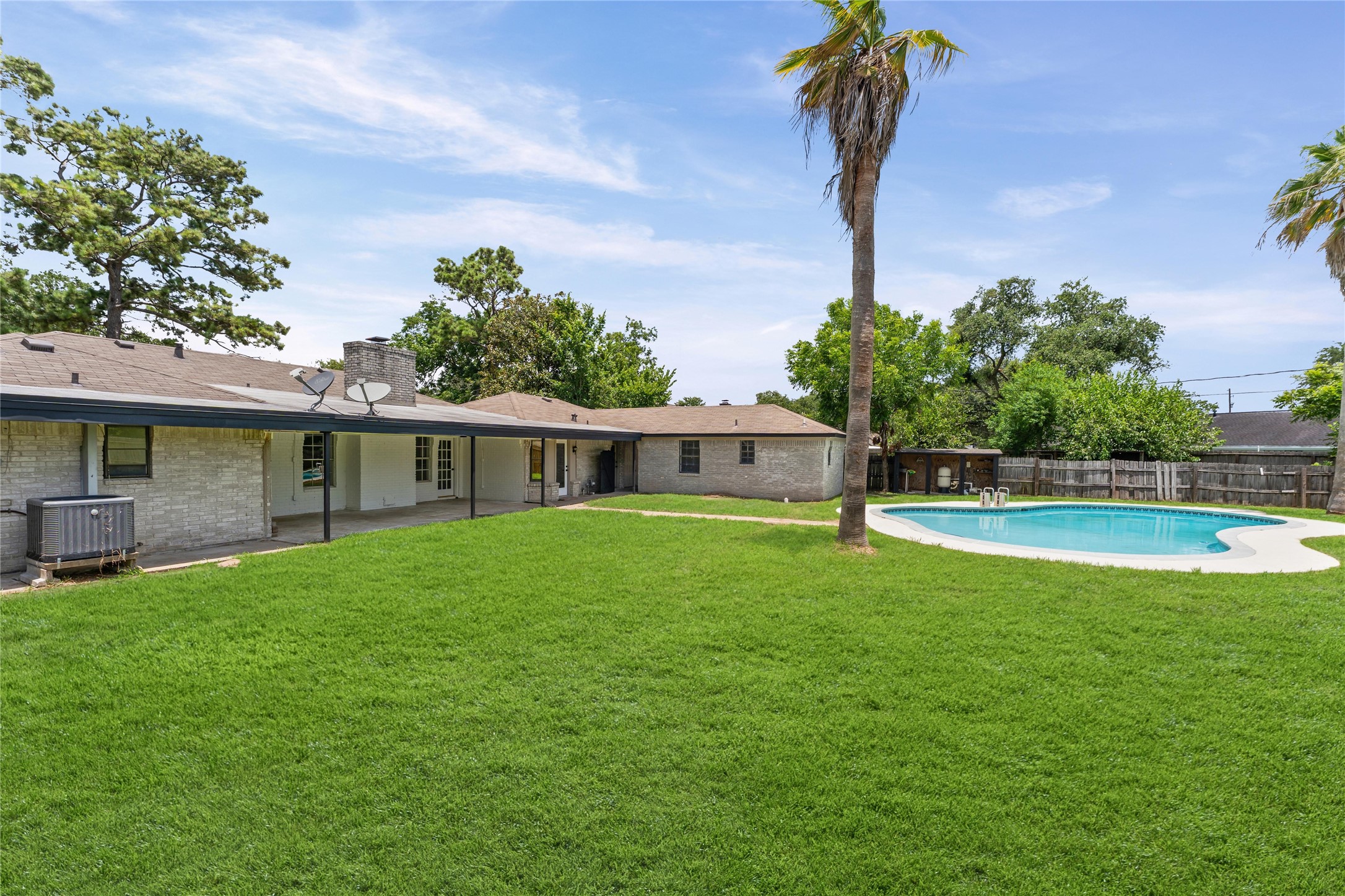 12519 A Bar Drive, Santa Fe, TX 77510
