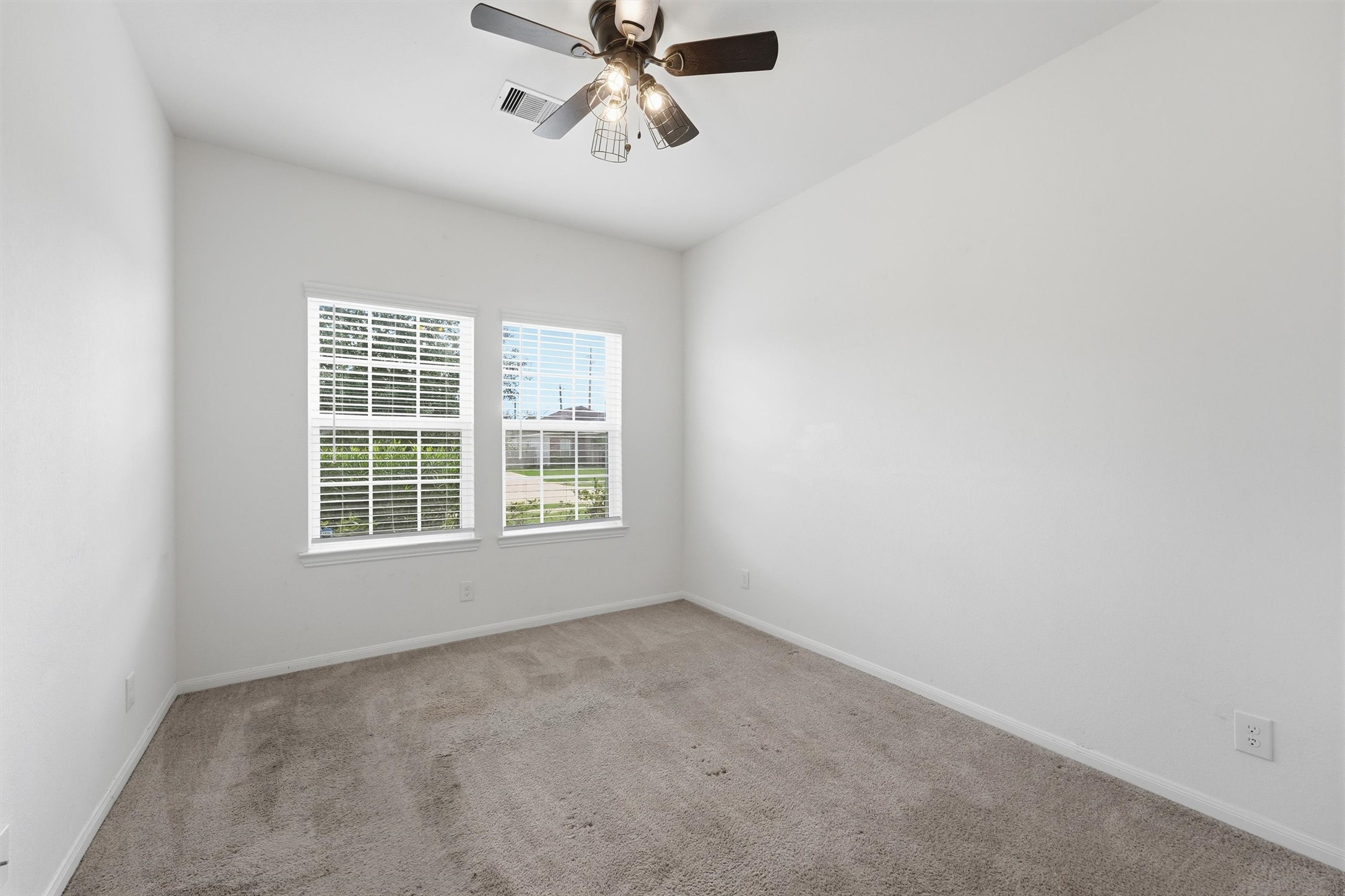 5303 Rivers Edge Drive, Richmond, TX 77469