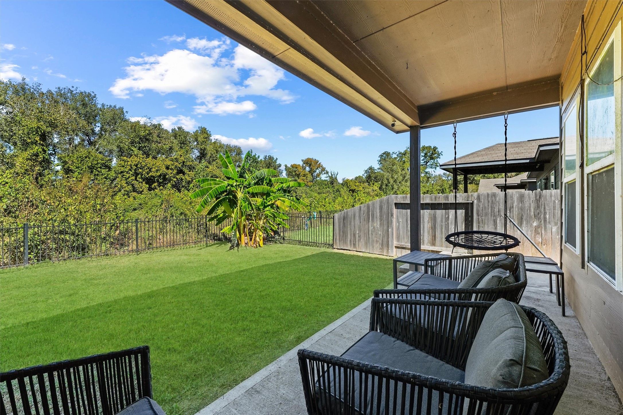 5303 Rivers Edge Drive, Richmond, TX 77469