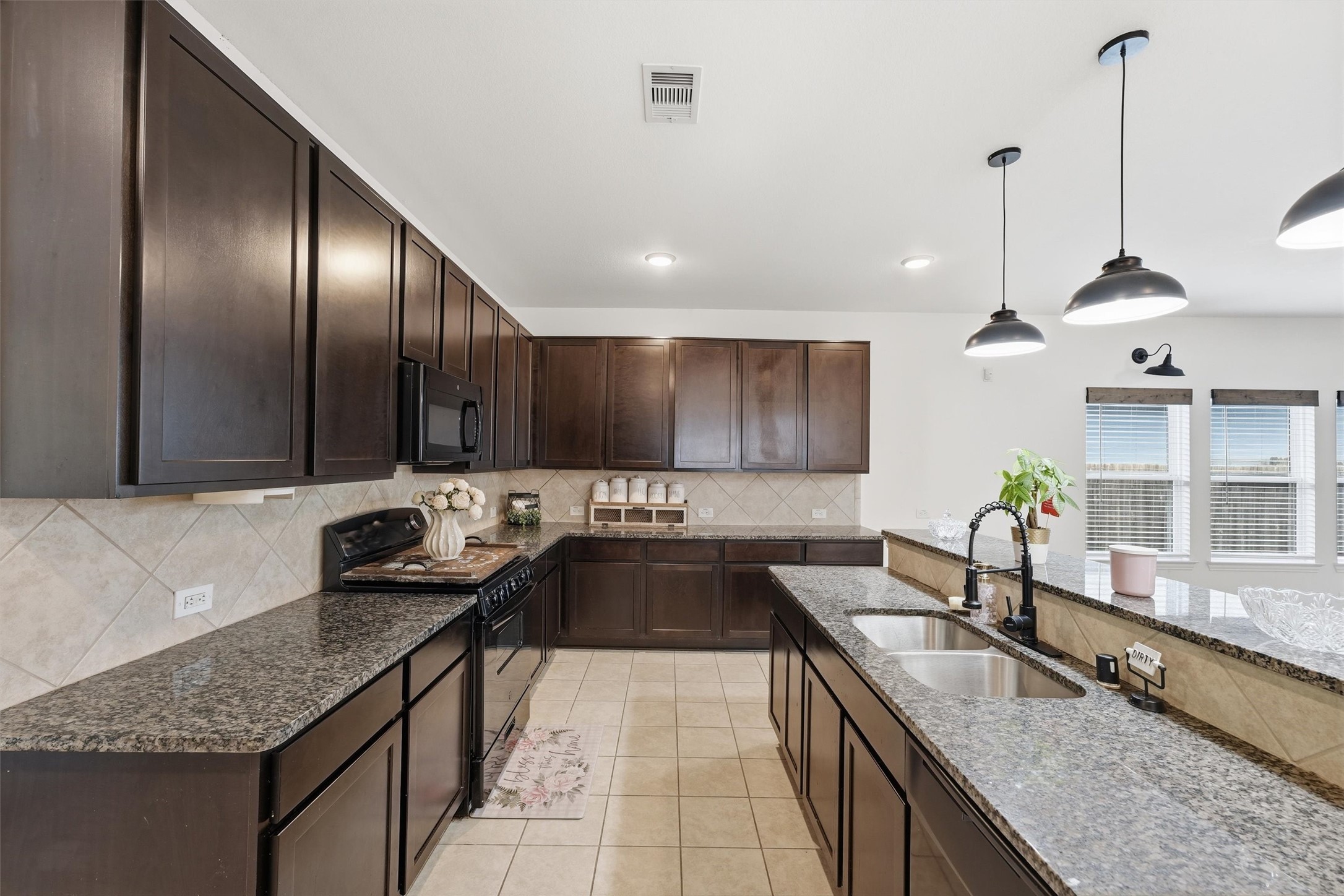 5303 Rivers Edge Drive, Richmond, TX 77469