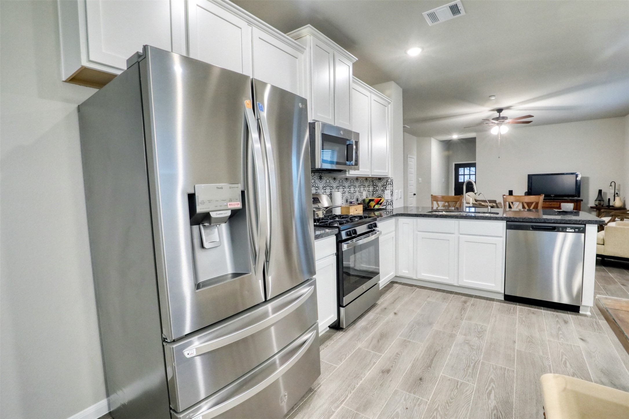 30533 Pleasant Oaks Drive, Magnolia, TX 77355