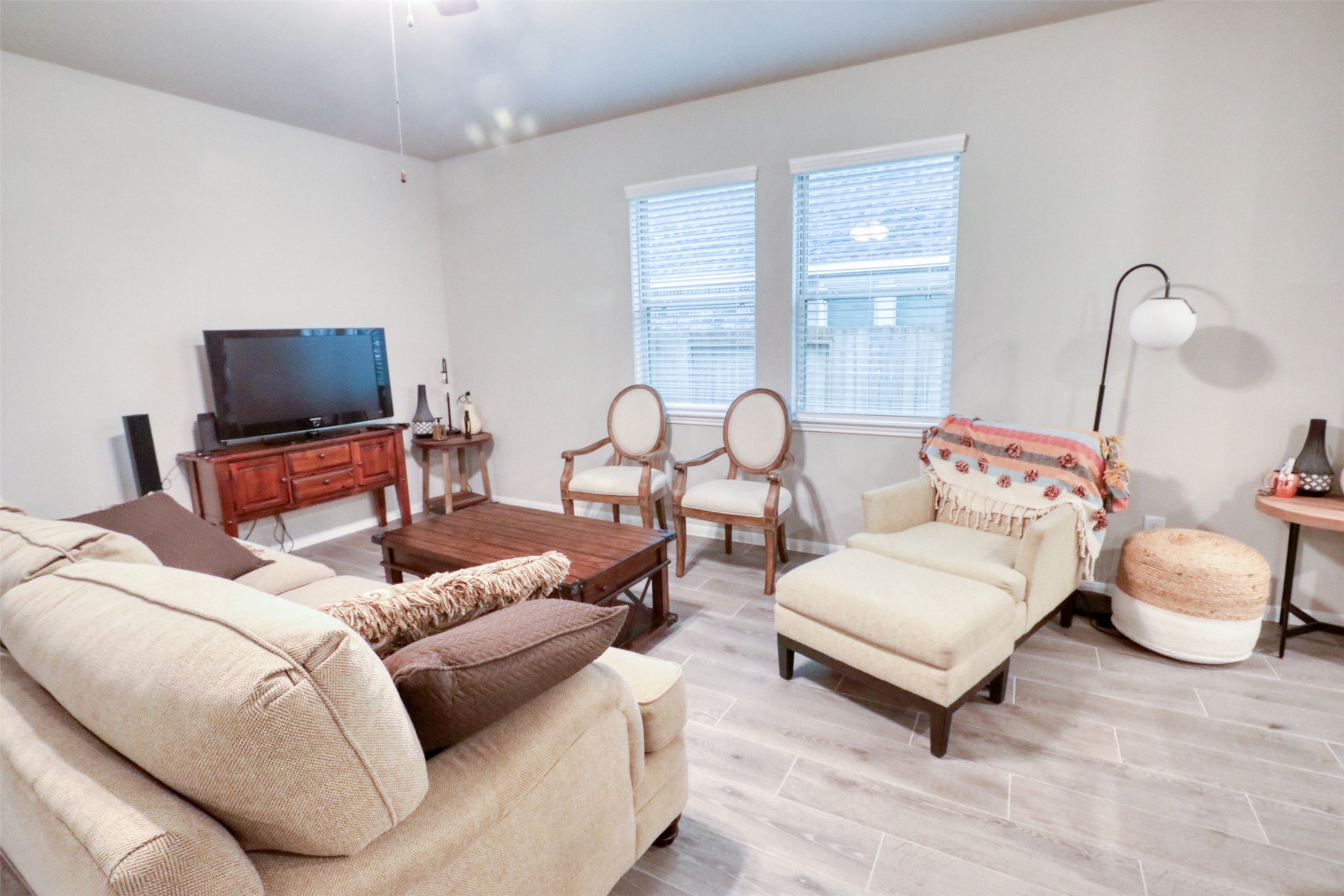30533 Pleasant Oaks Drive, Magnolia, TX 77355